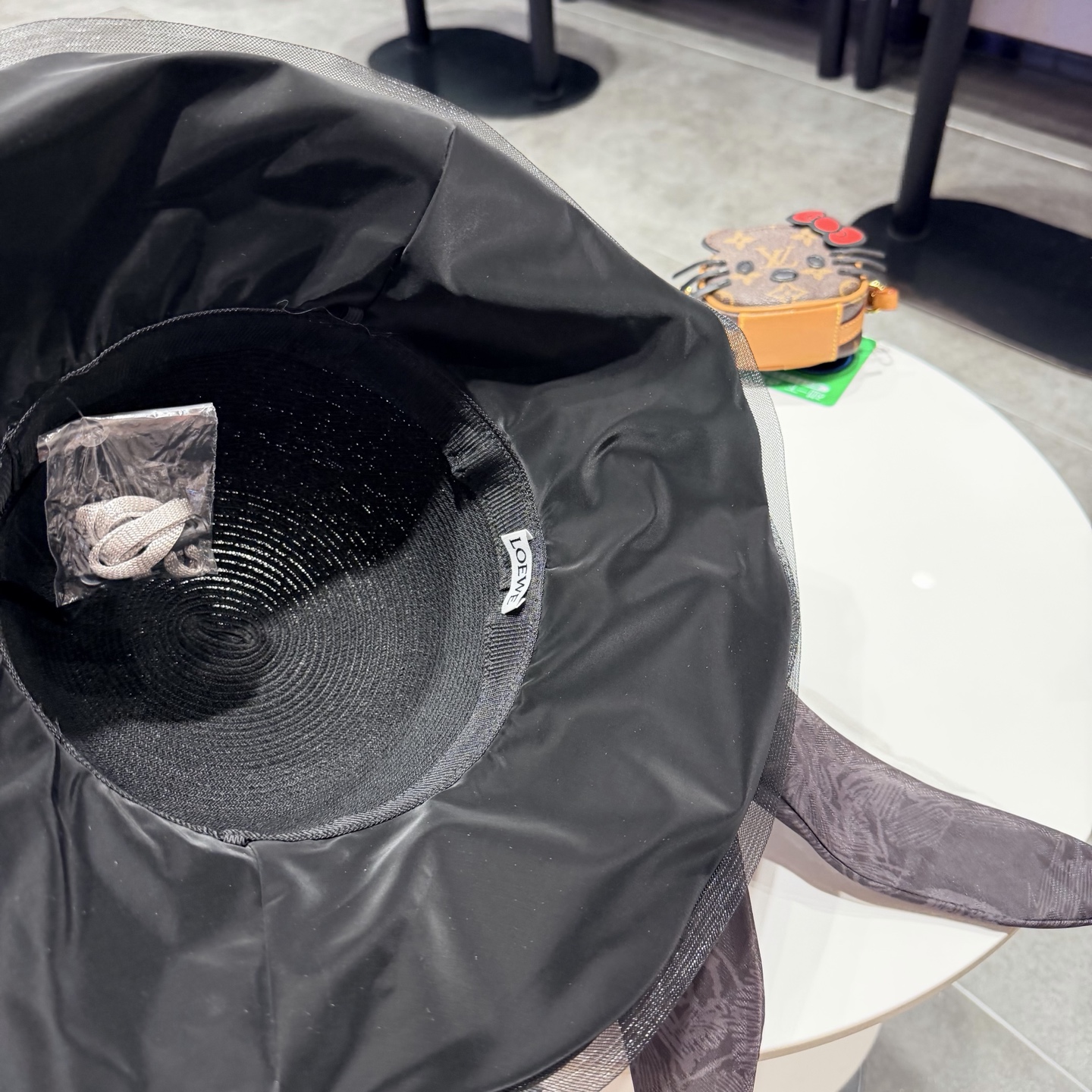 Loewe hat