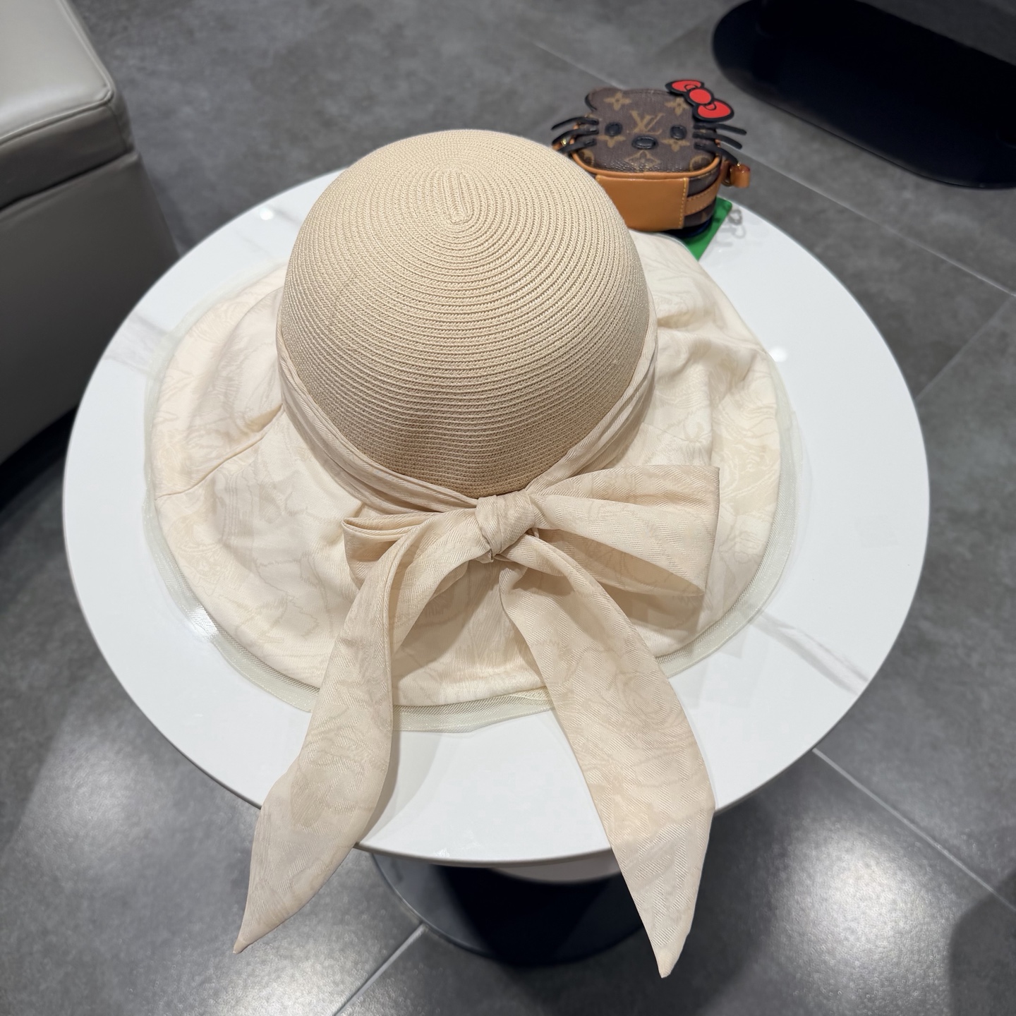 Loewe hat