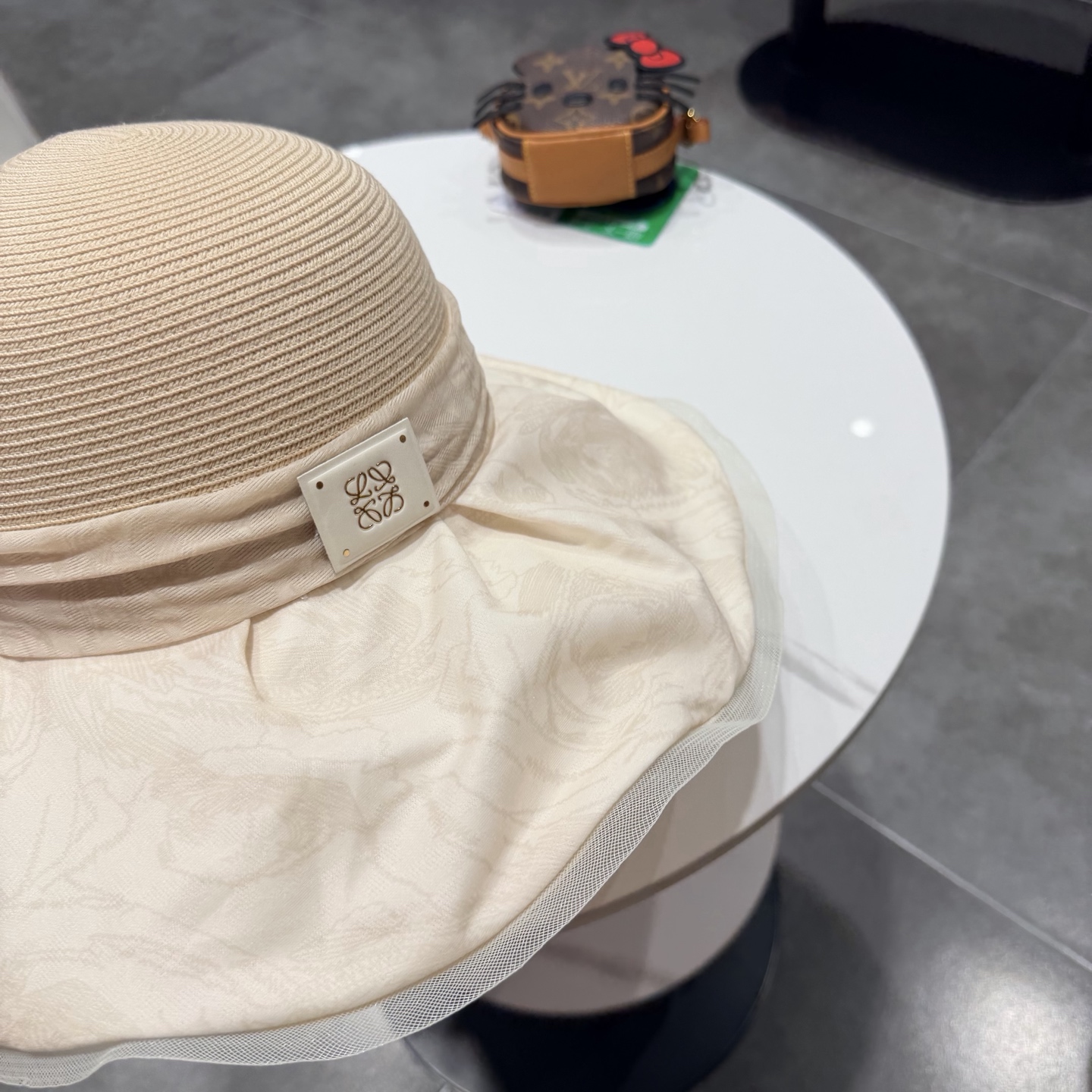 Loewe hat
