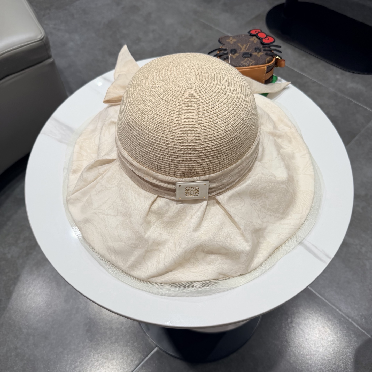 Loewe hat