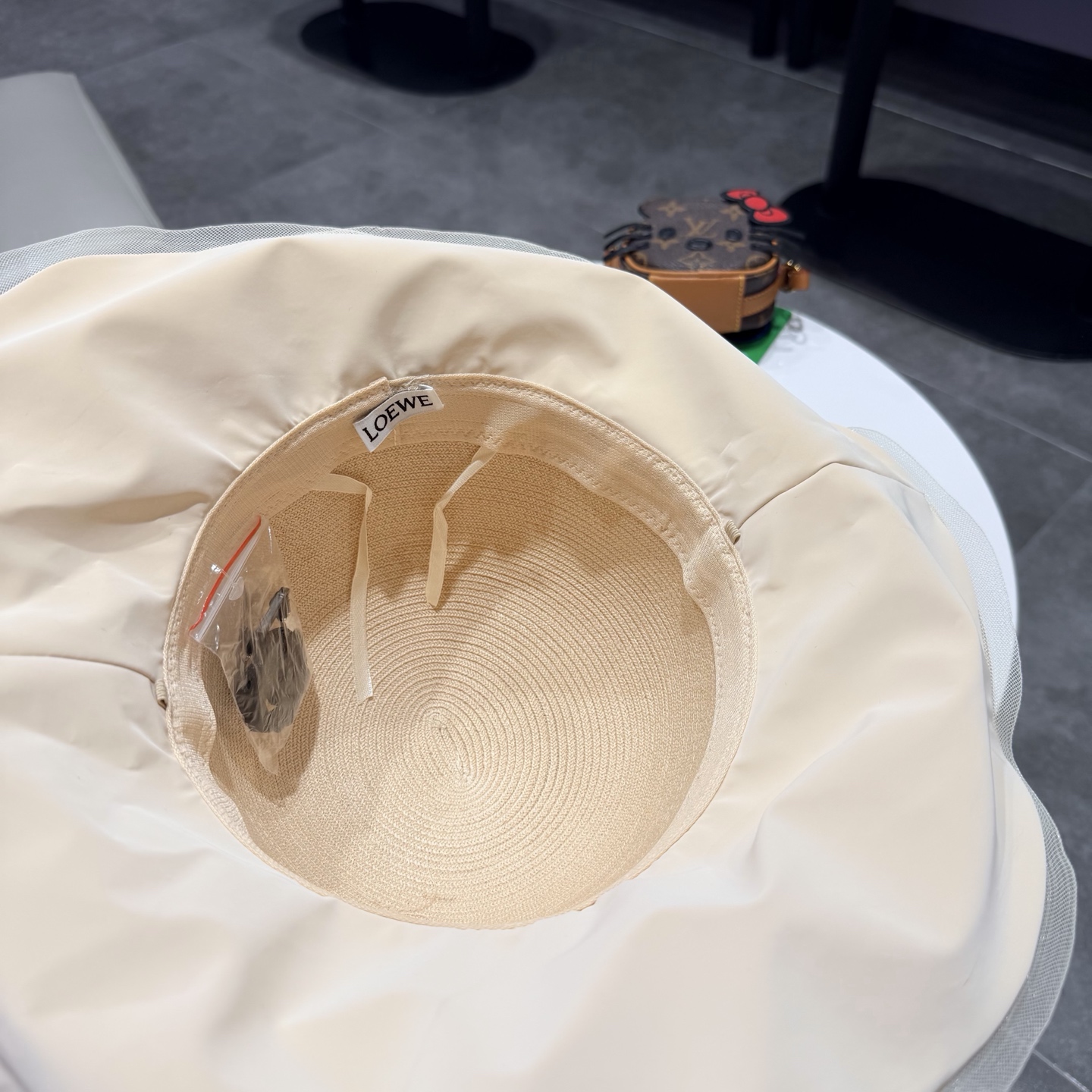 Loewe hat