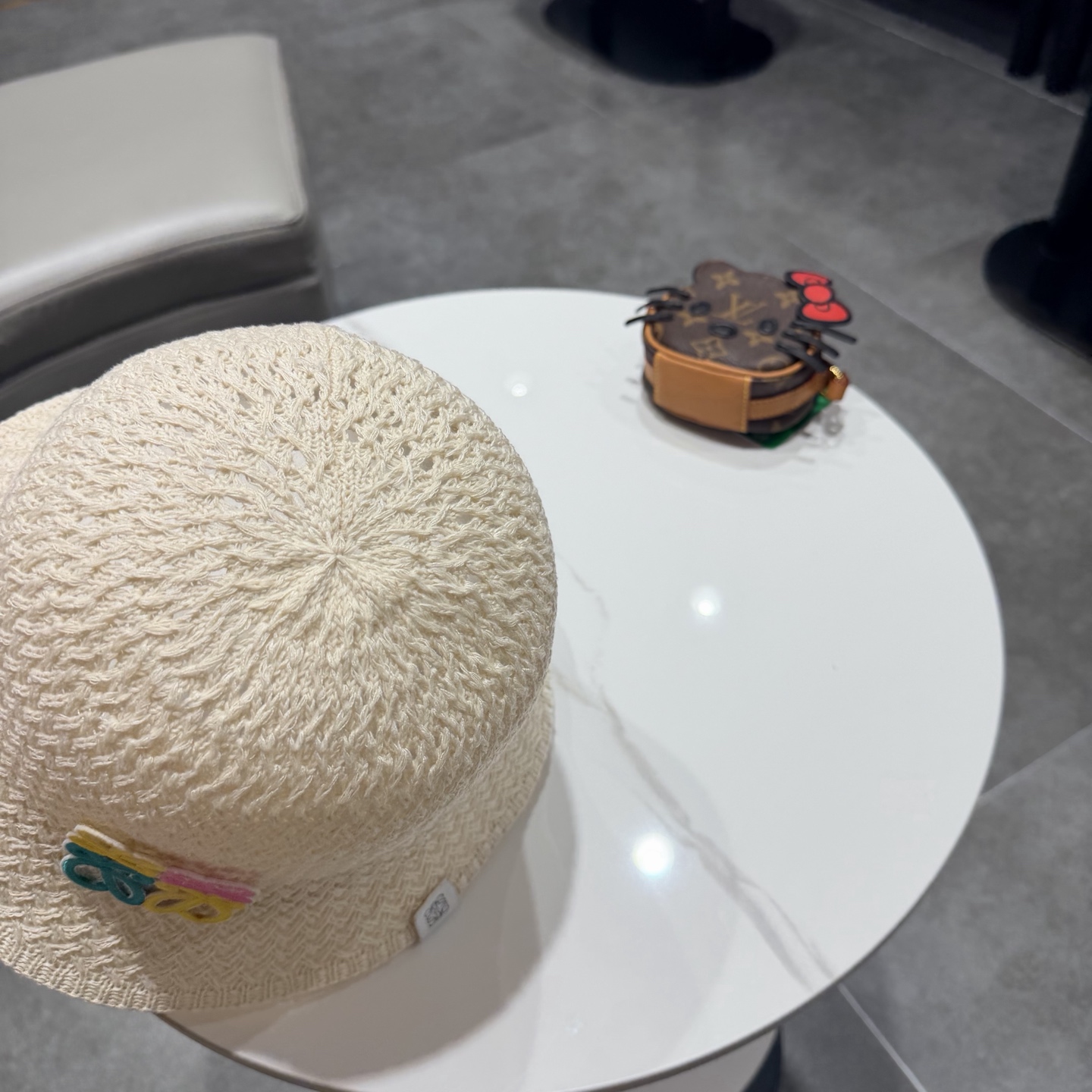 Loewe hat