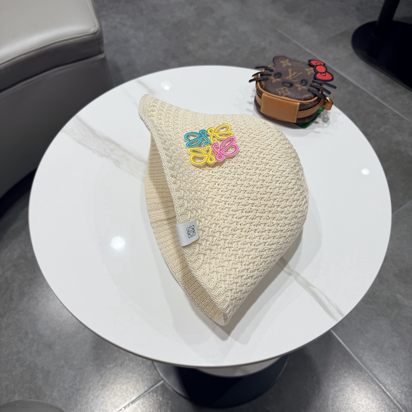 Loewe hat