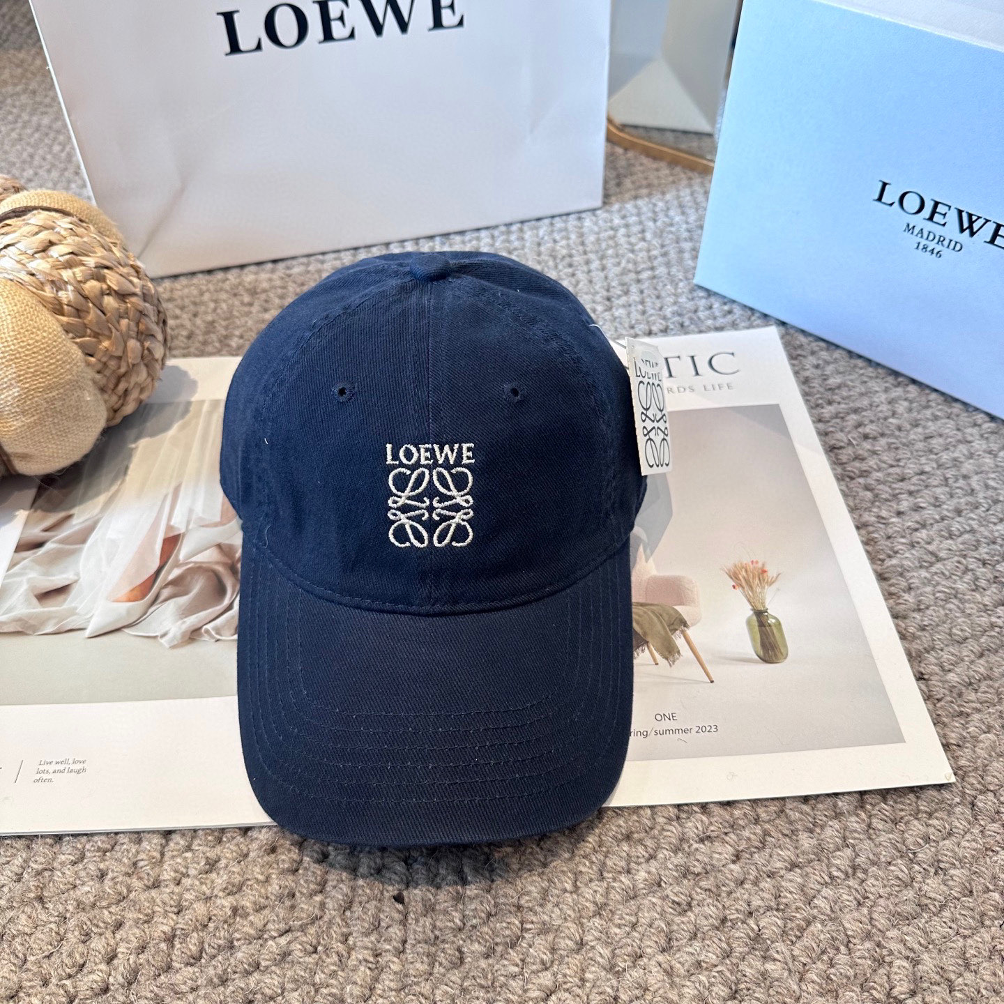 Loewe hat