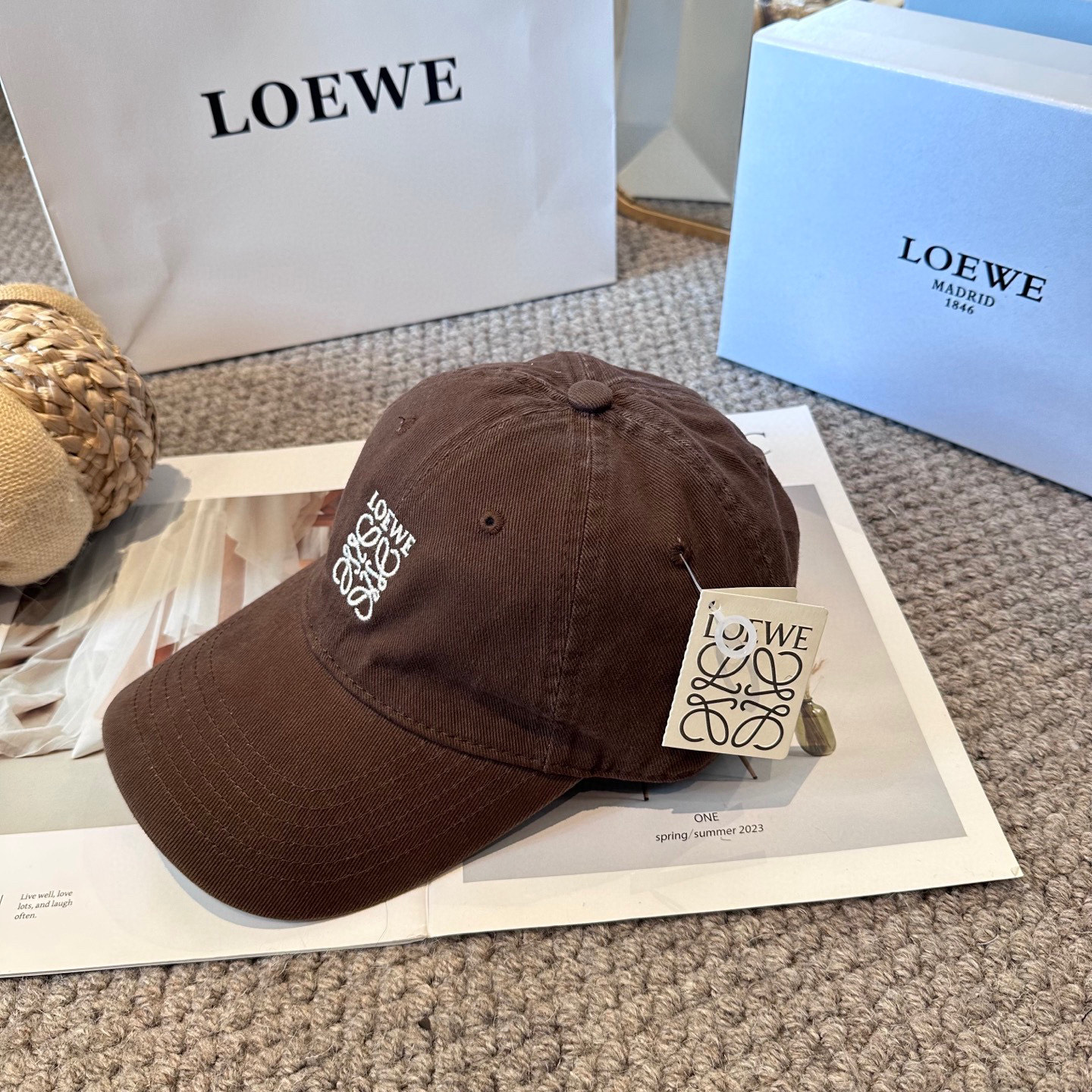 Loewe hat
