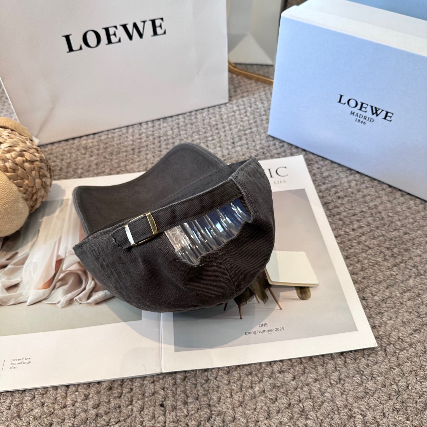 Loewe hat