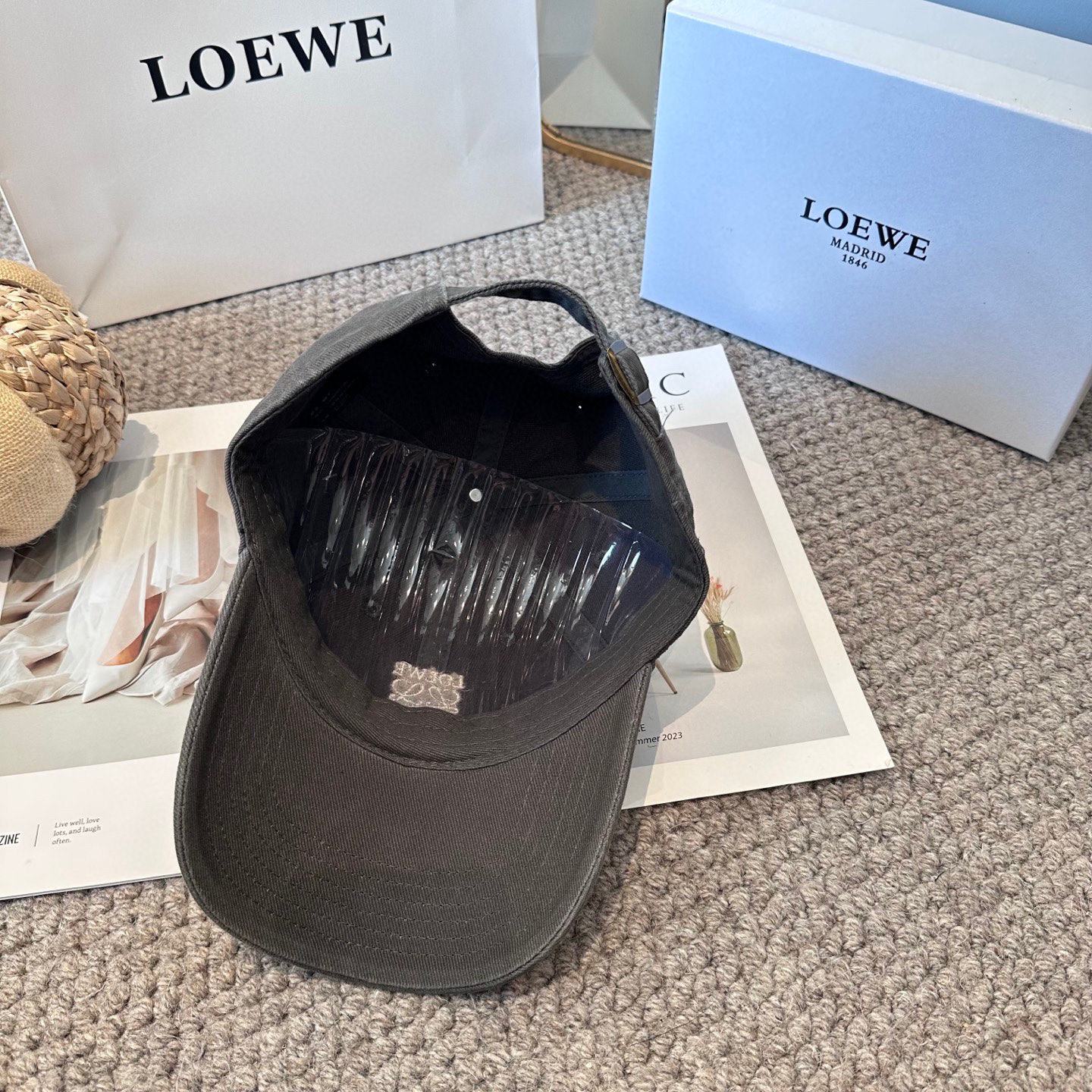 Loewe hat
