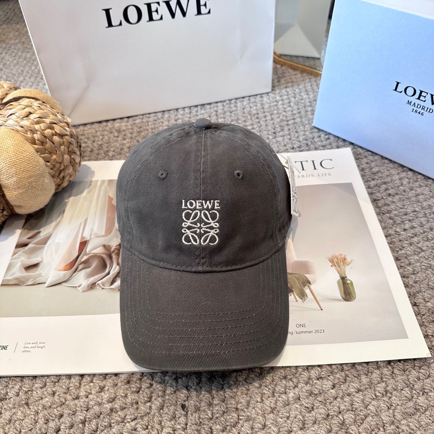 Loewe hat