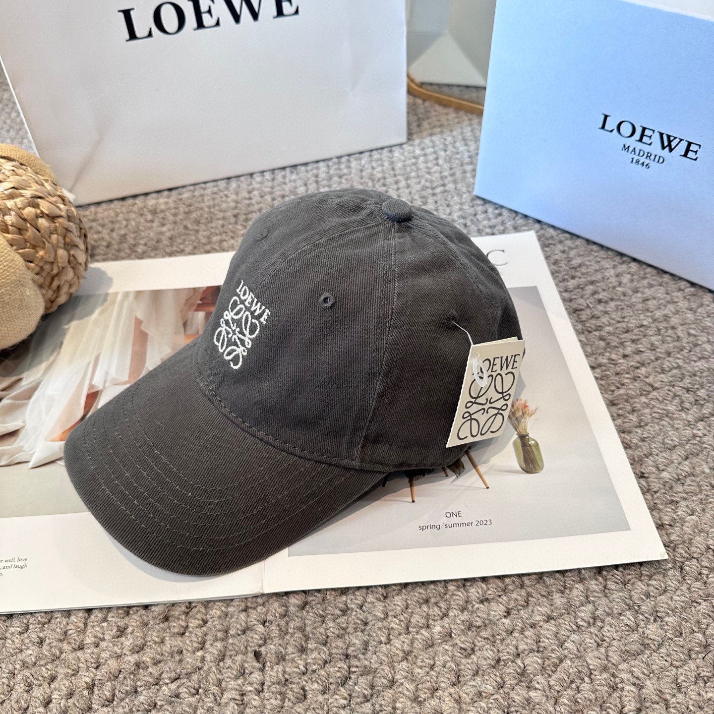 Loewe hat