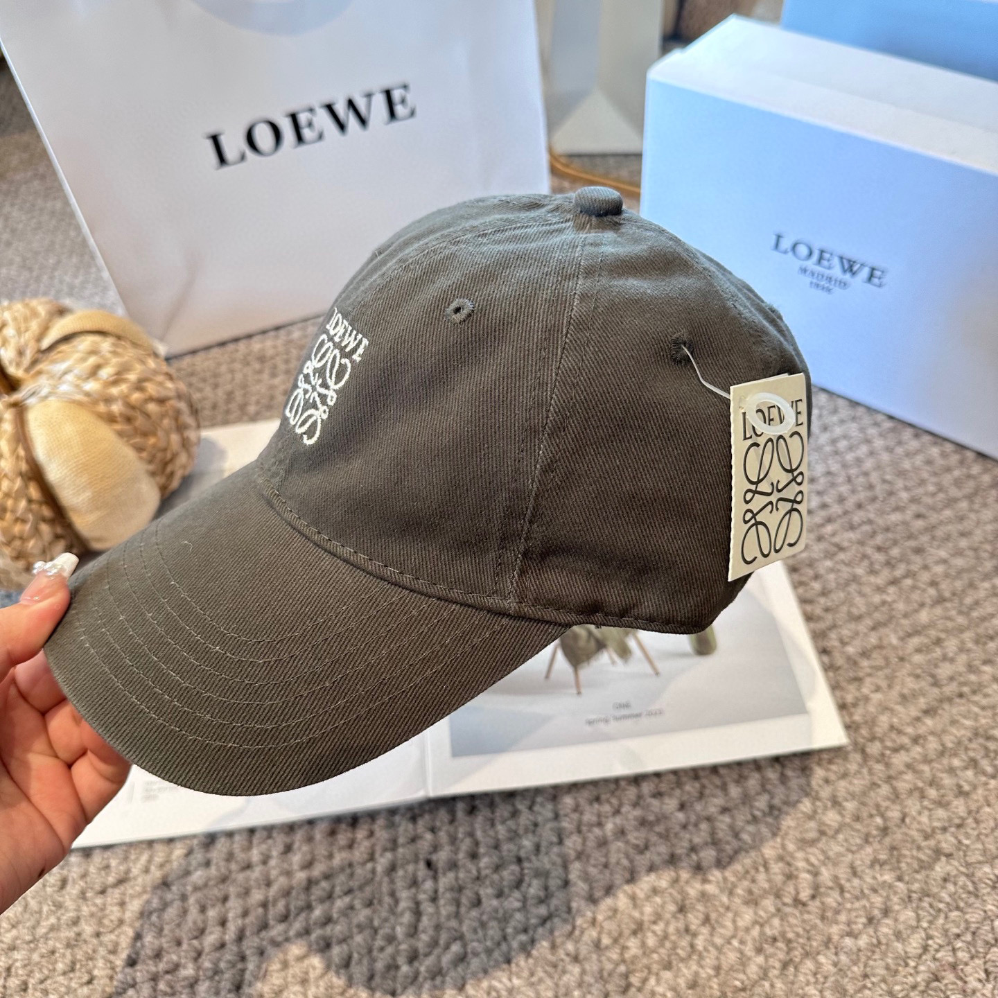 Loewe hat