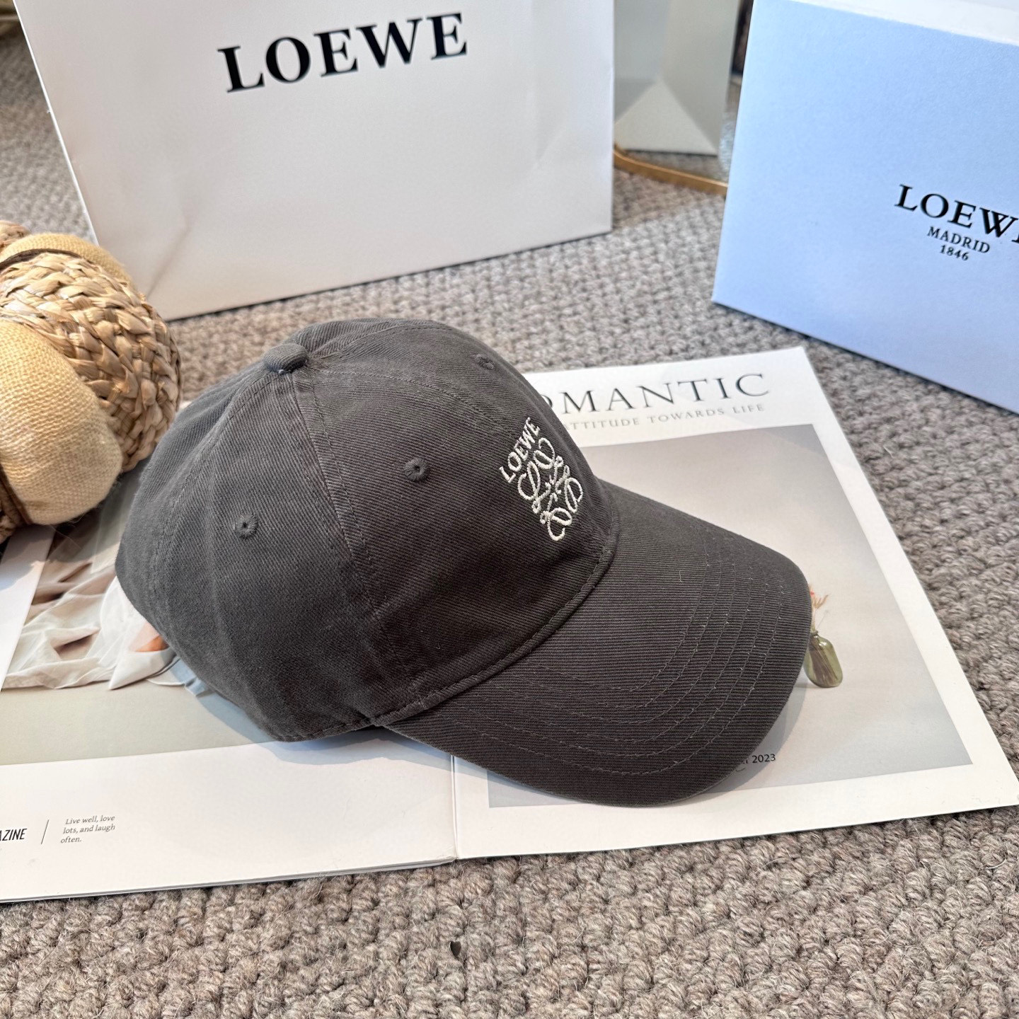 Loewe hat