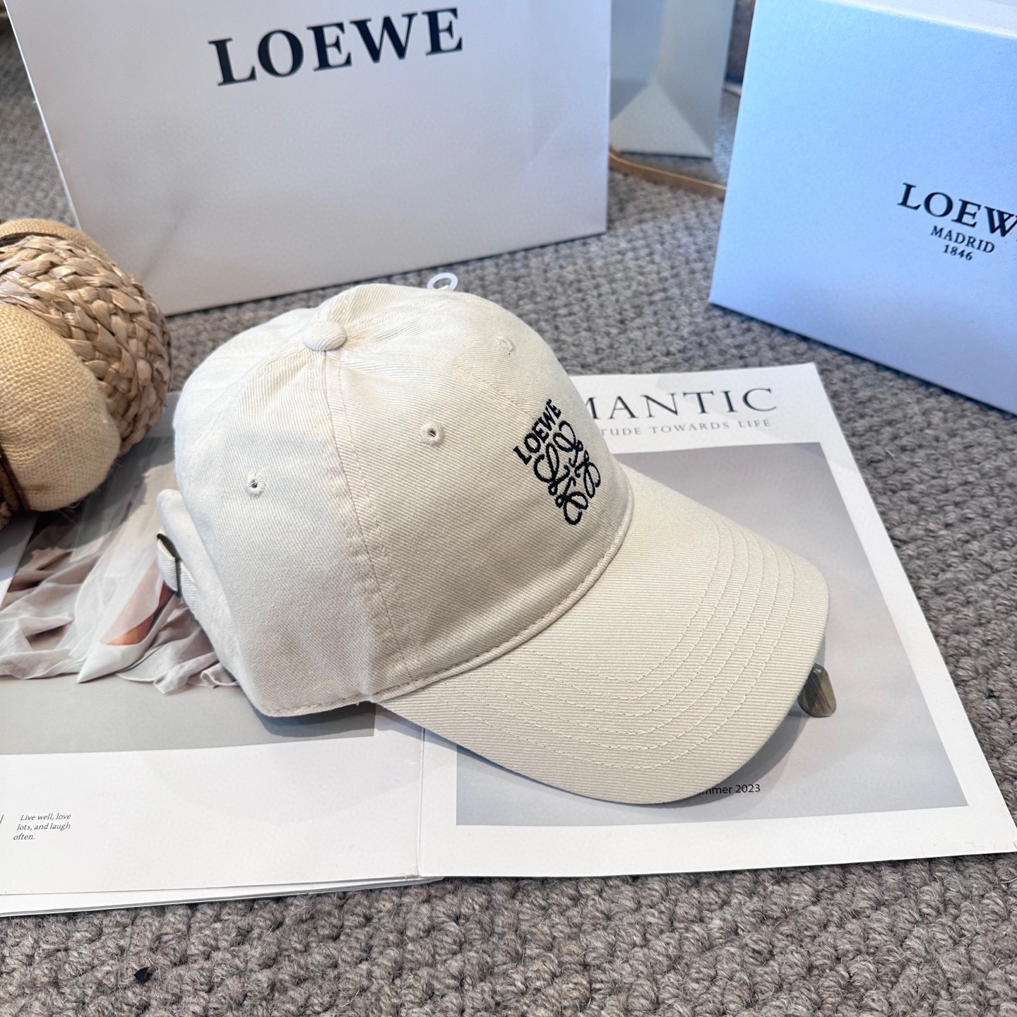 Loewe hat