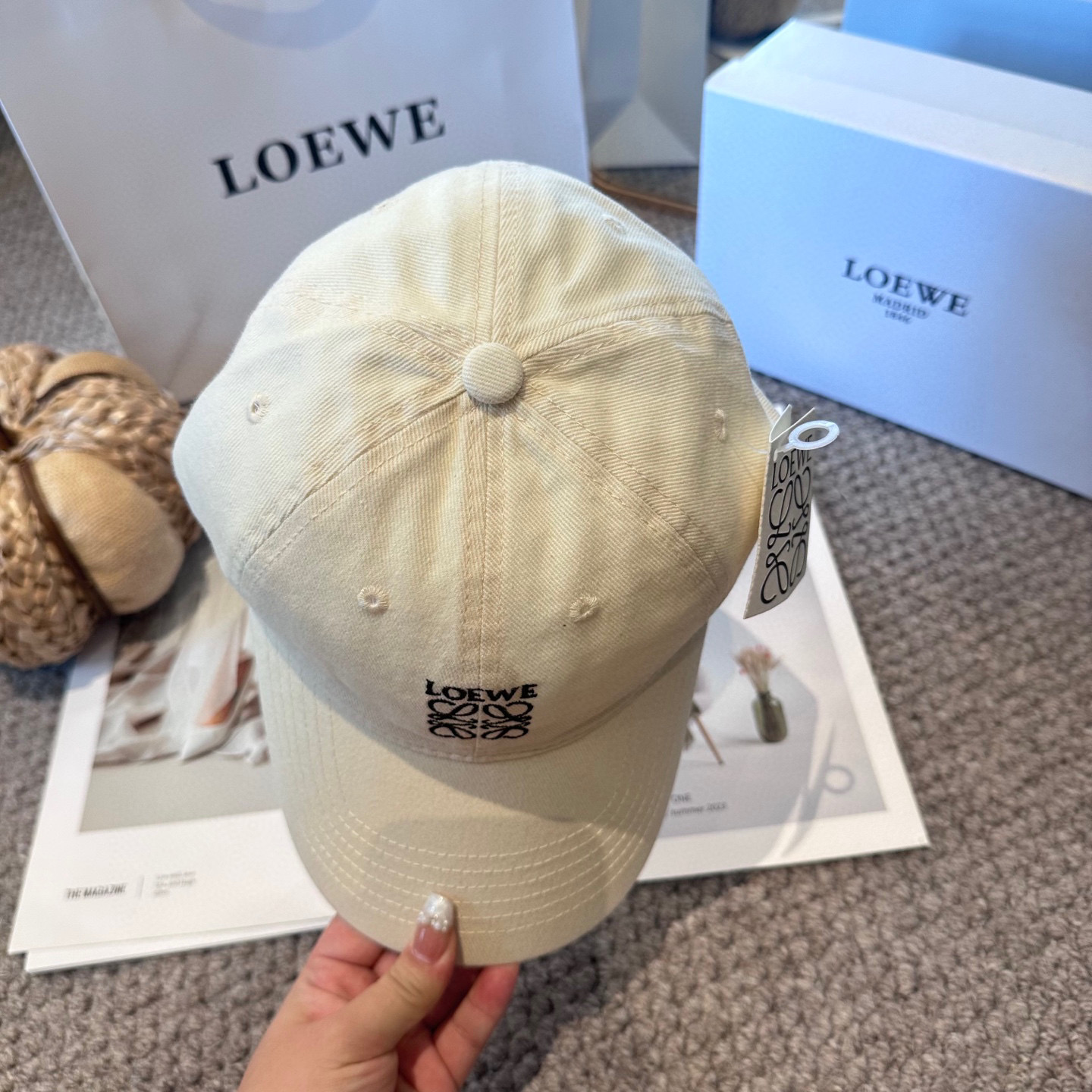 Loewe hat