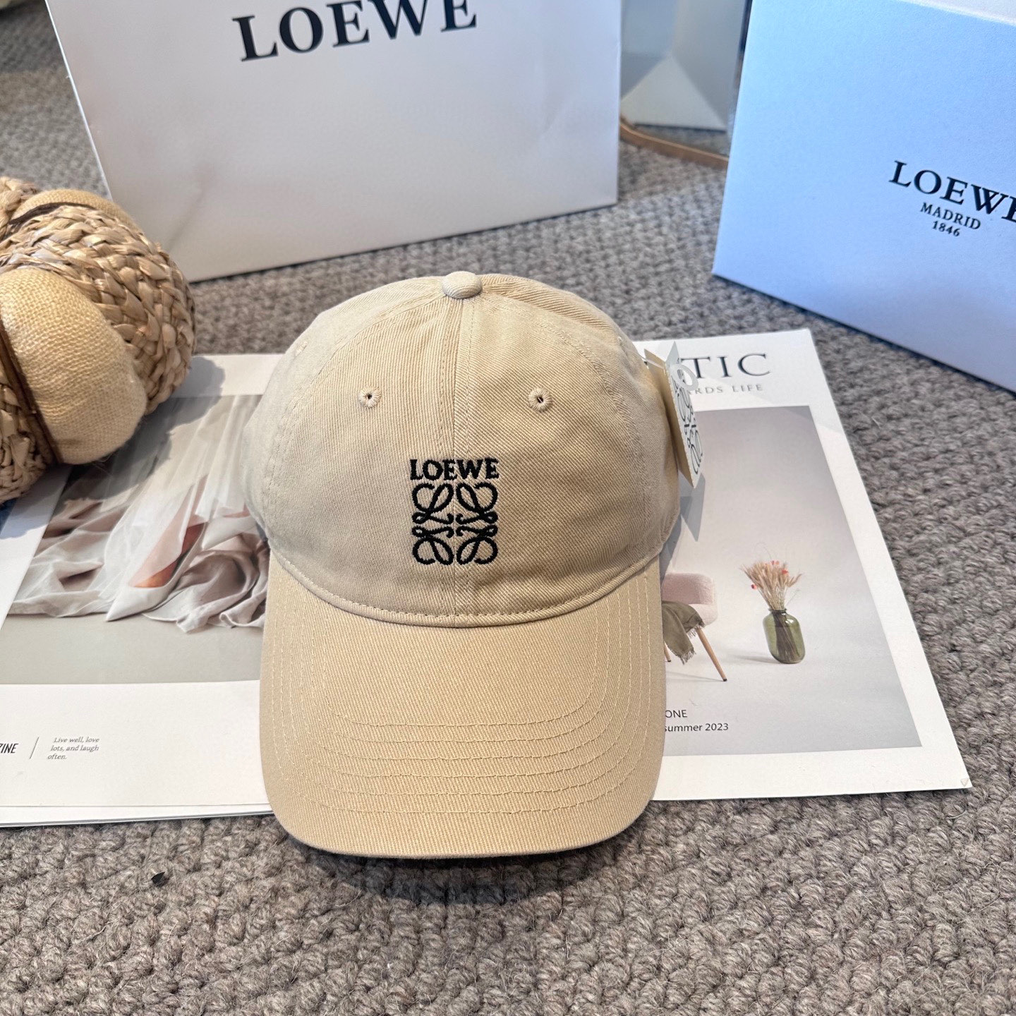 Loewe hat