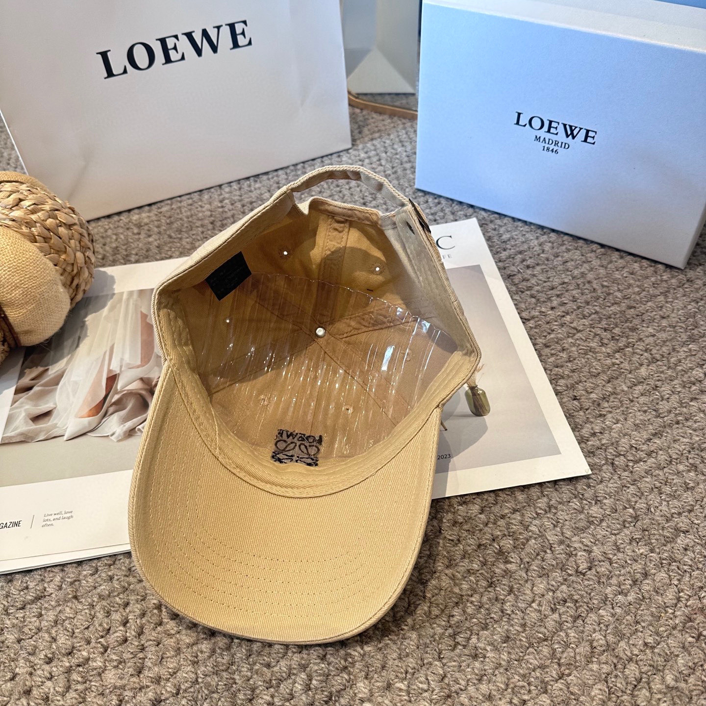 Loewe hat