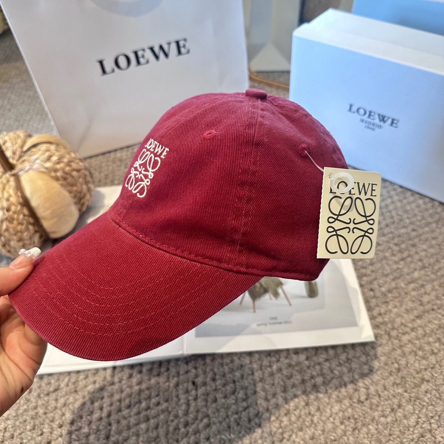 Loewe hat