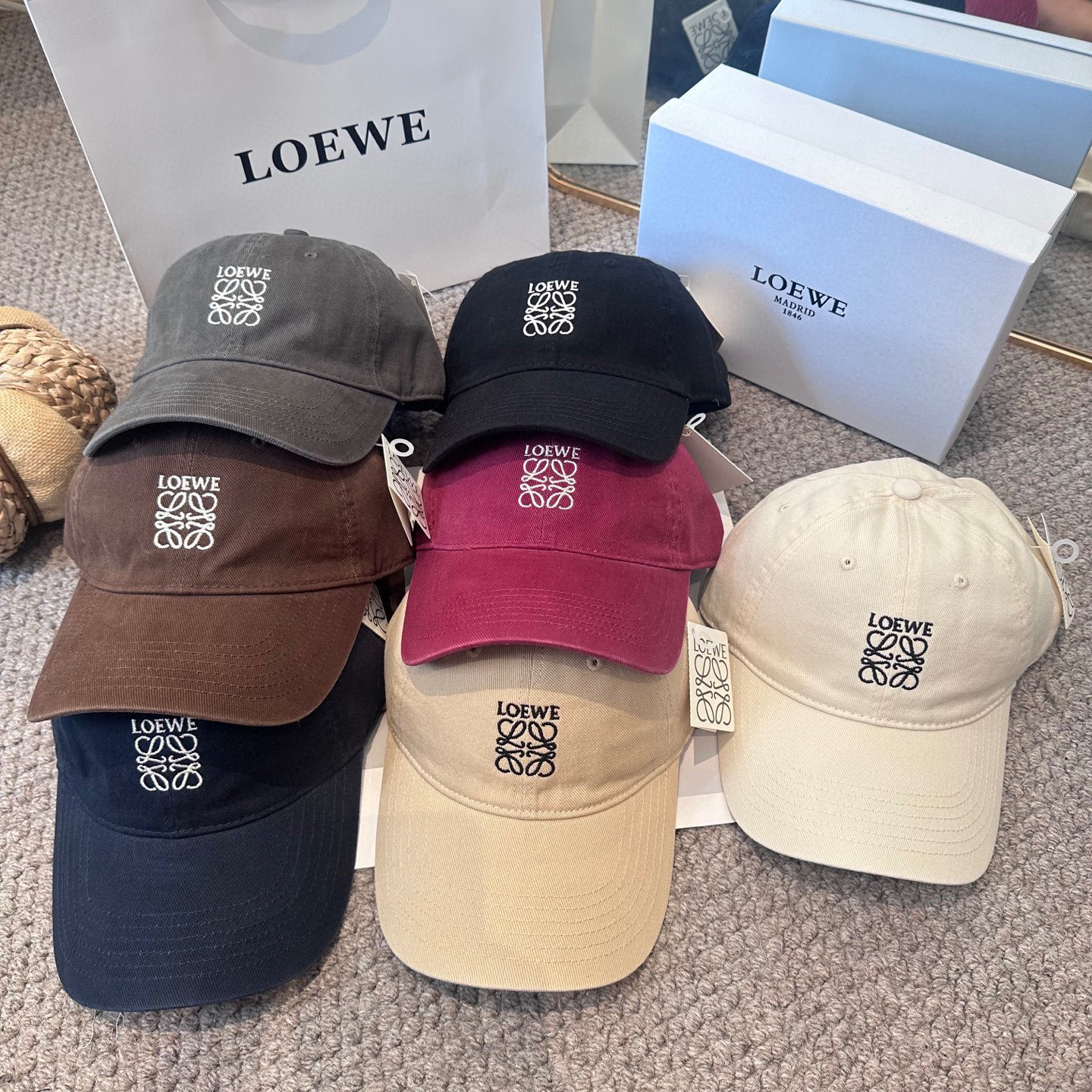 Loewe hat