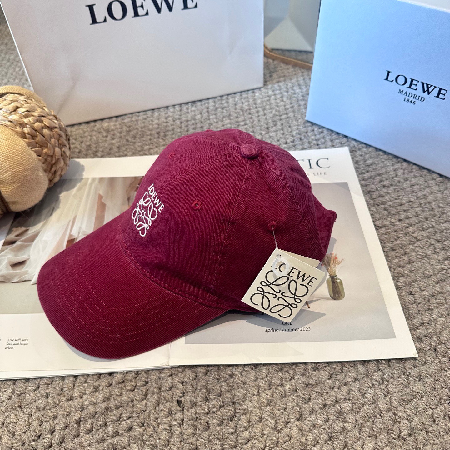 Loewe hat