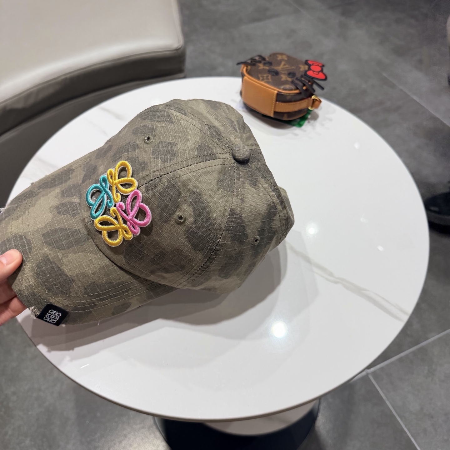 Loewe hat