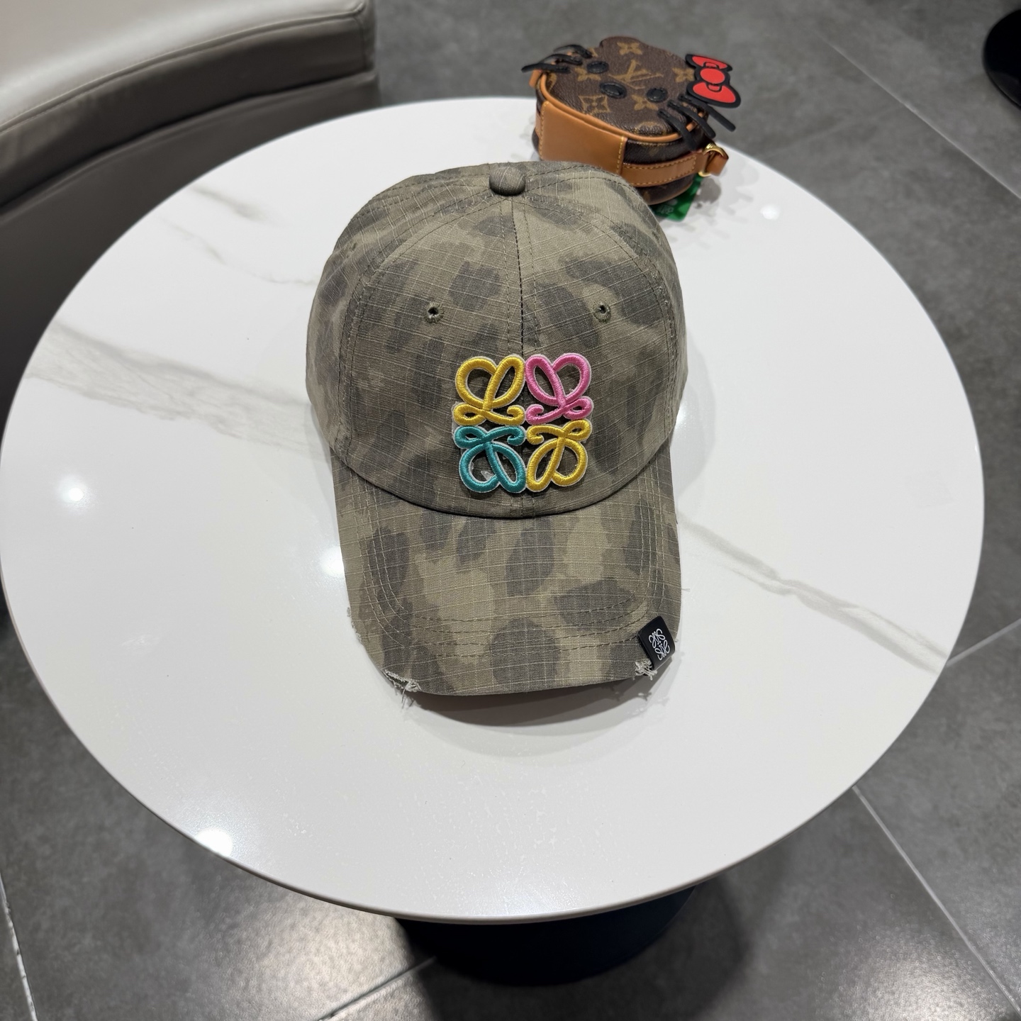 Loewe hat