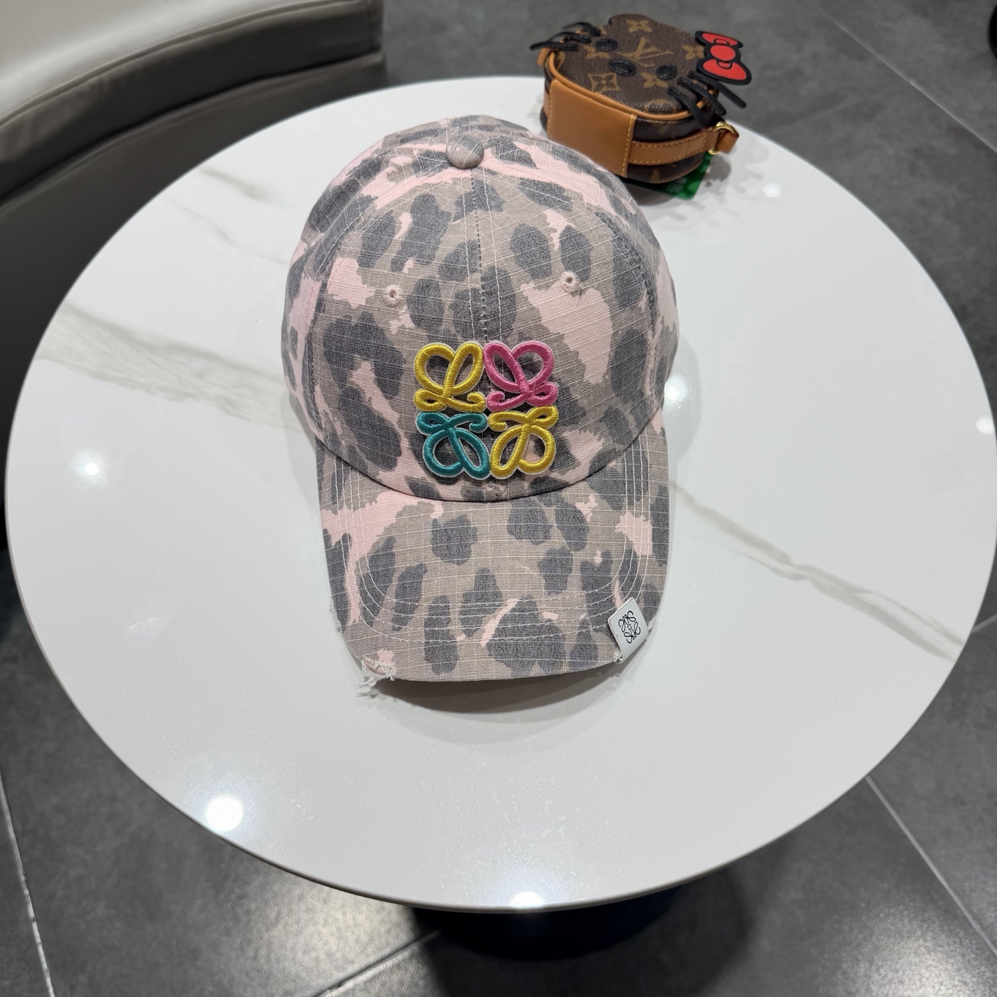 Loewe hat