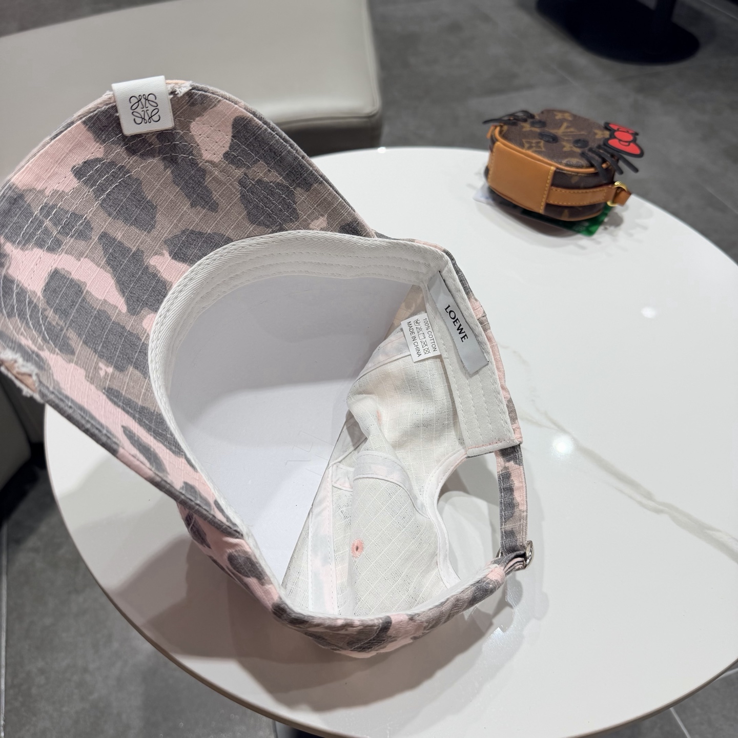 Loewe hat