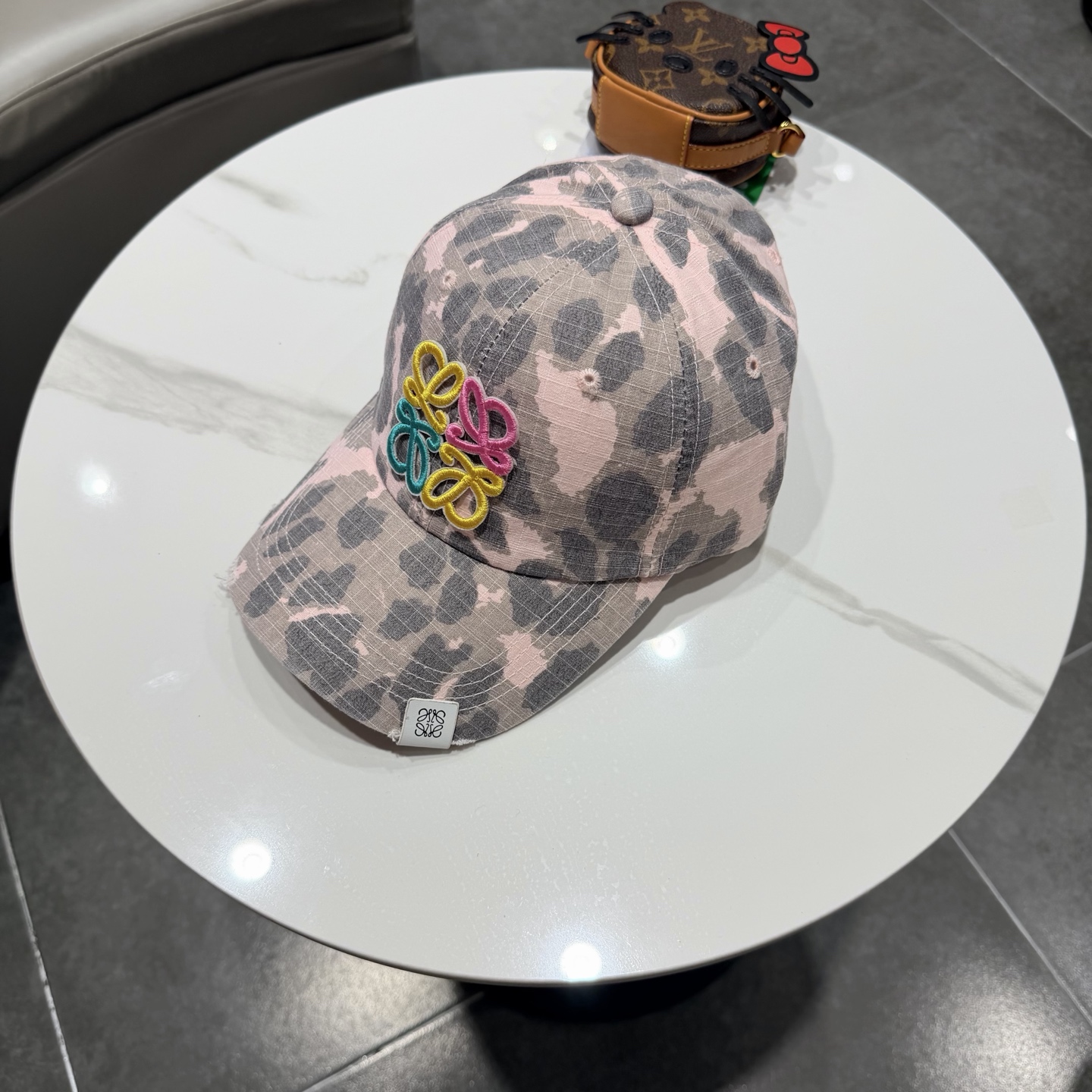 Loewe hat