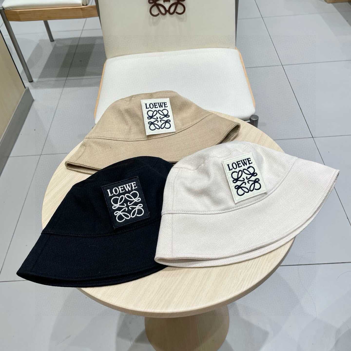 Loewe hat