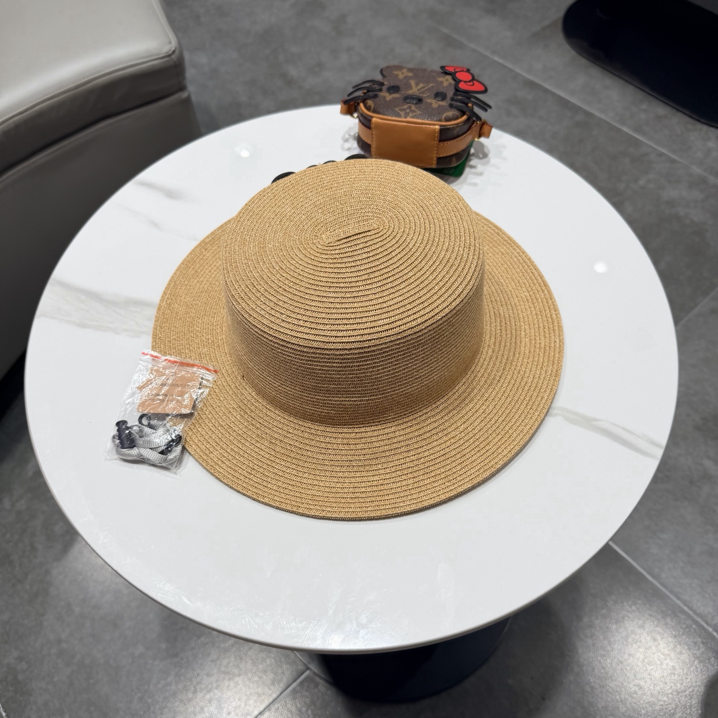 Loewe hat