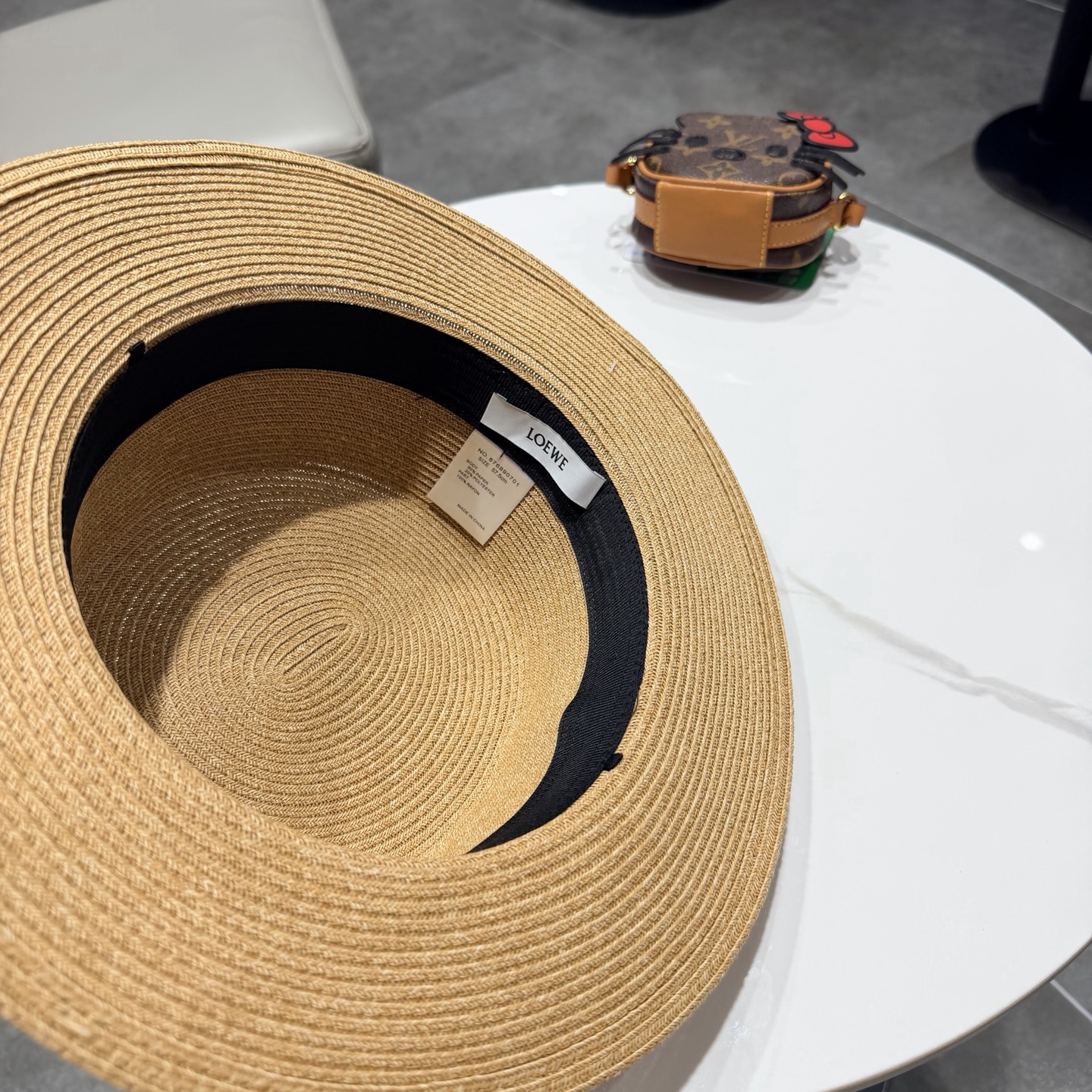 Loewe hat