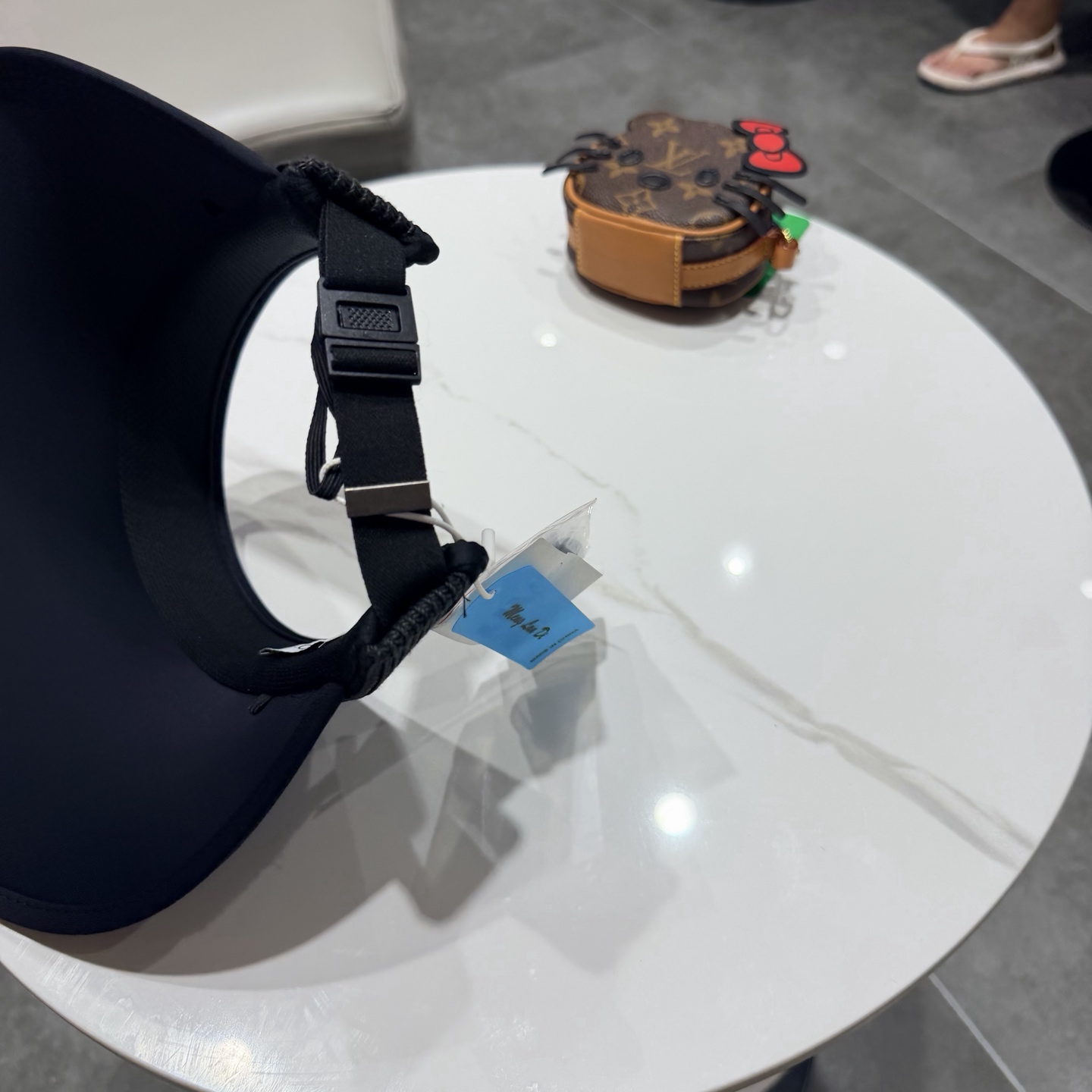 Loewe hat