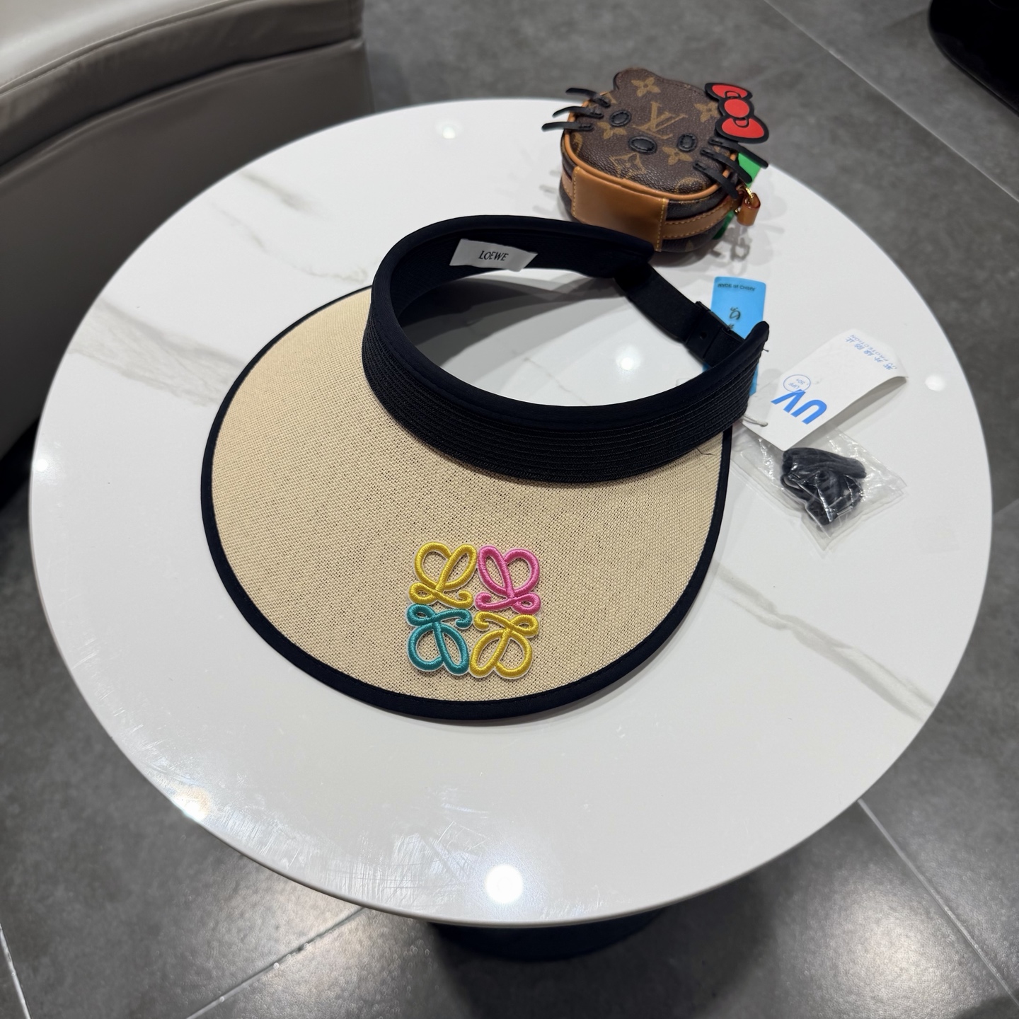 Loewe hat