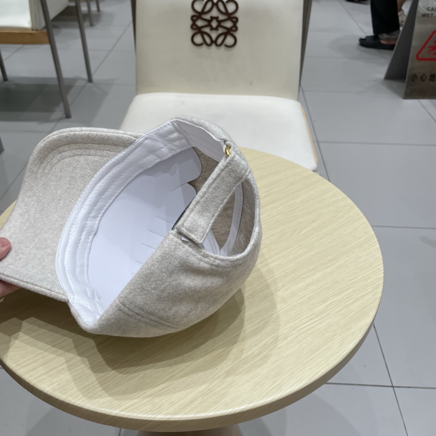 Moncler hat