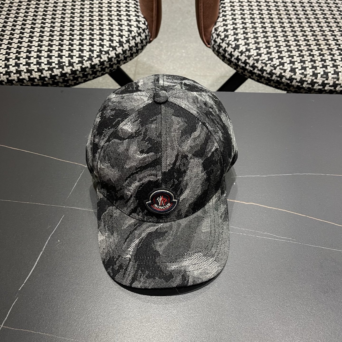 Moncler hat