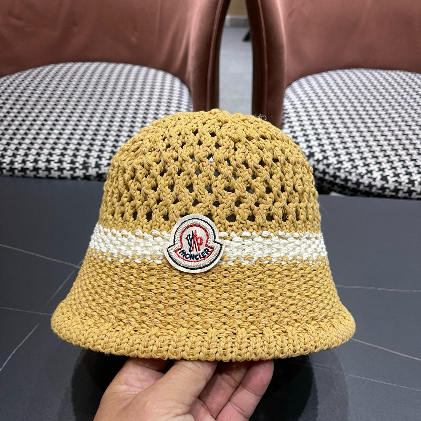 Moncler hat