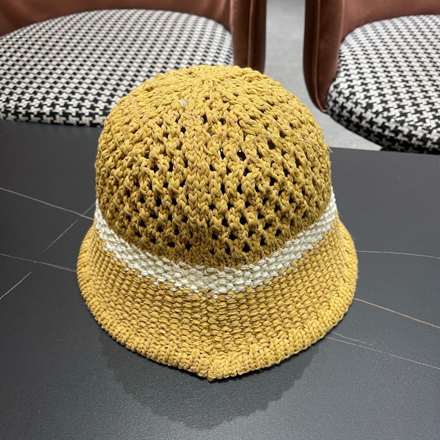 Moncler hat