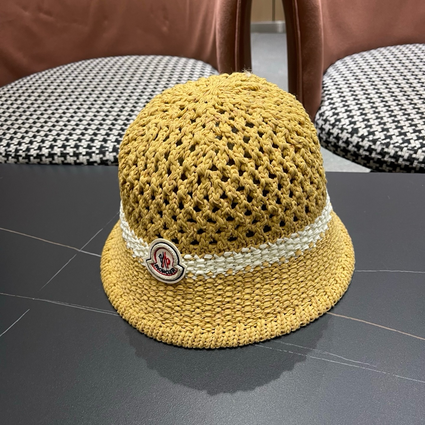 Moncler hat