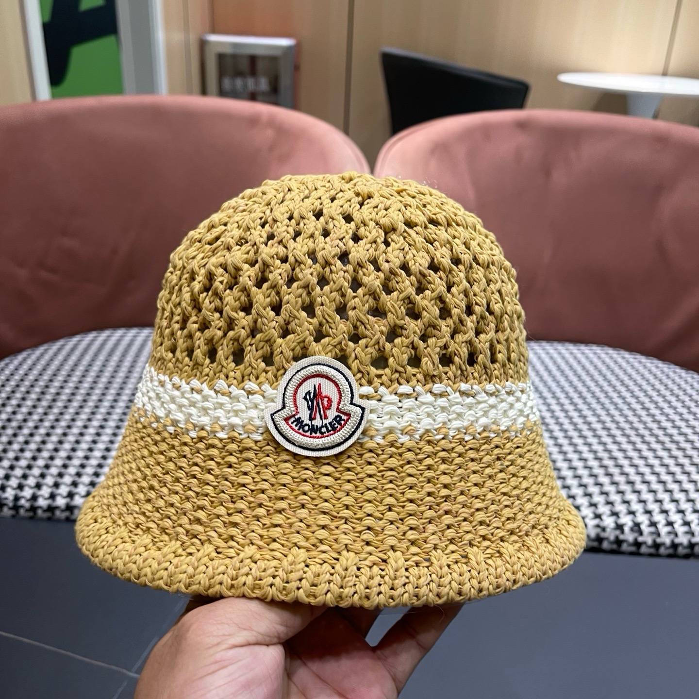 Moncler hat