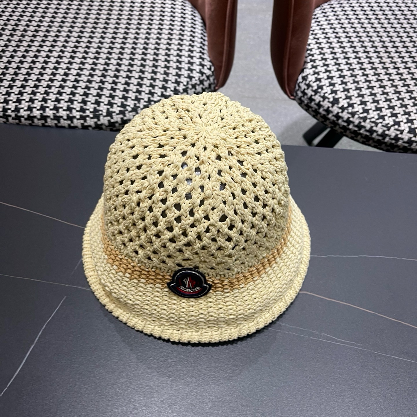Moncler hat