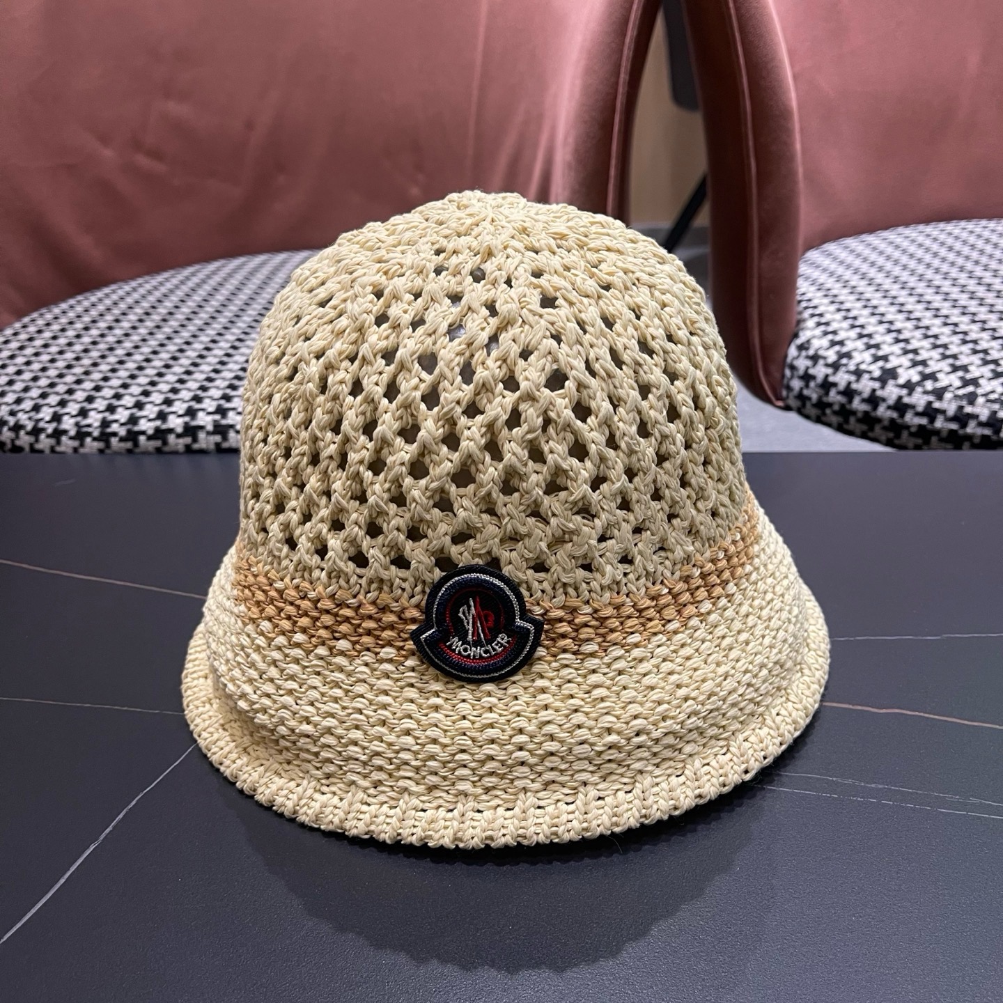 Moncler hat