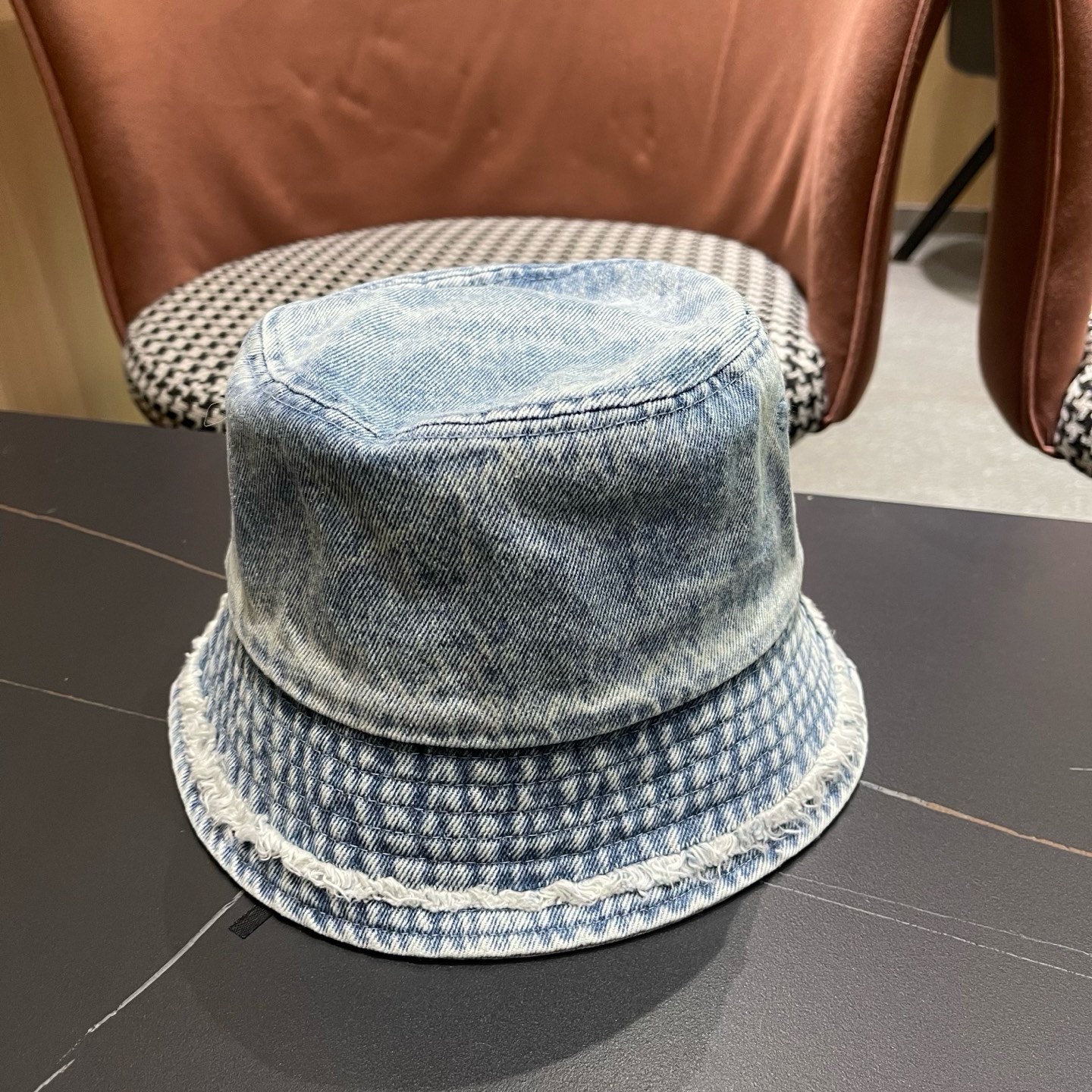 Moncler hat