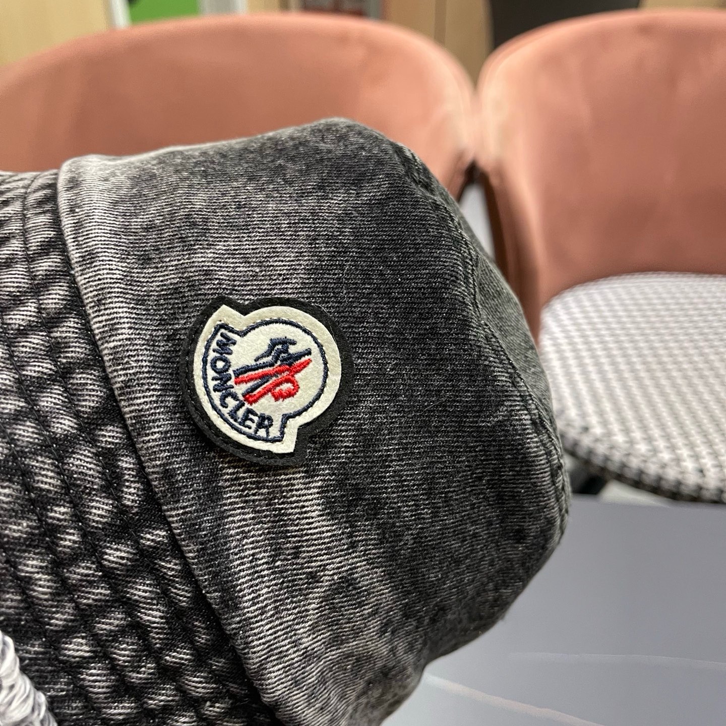 Moncler hat