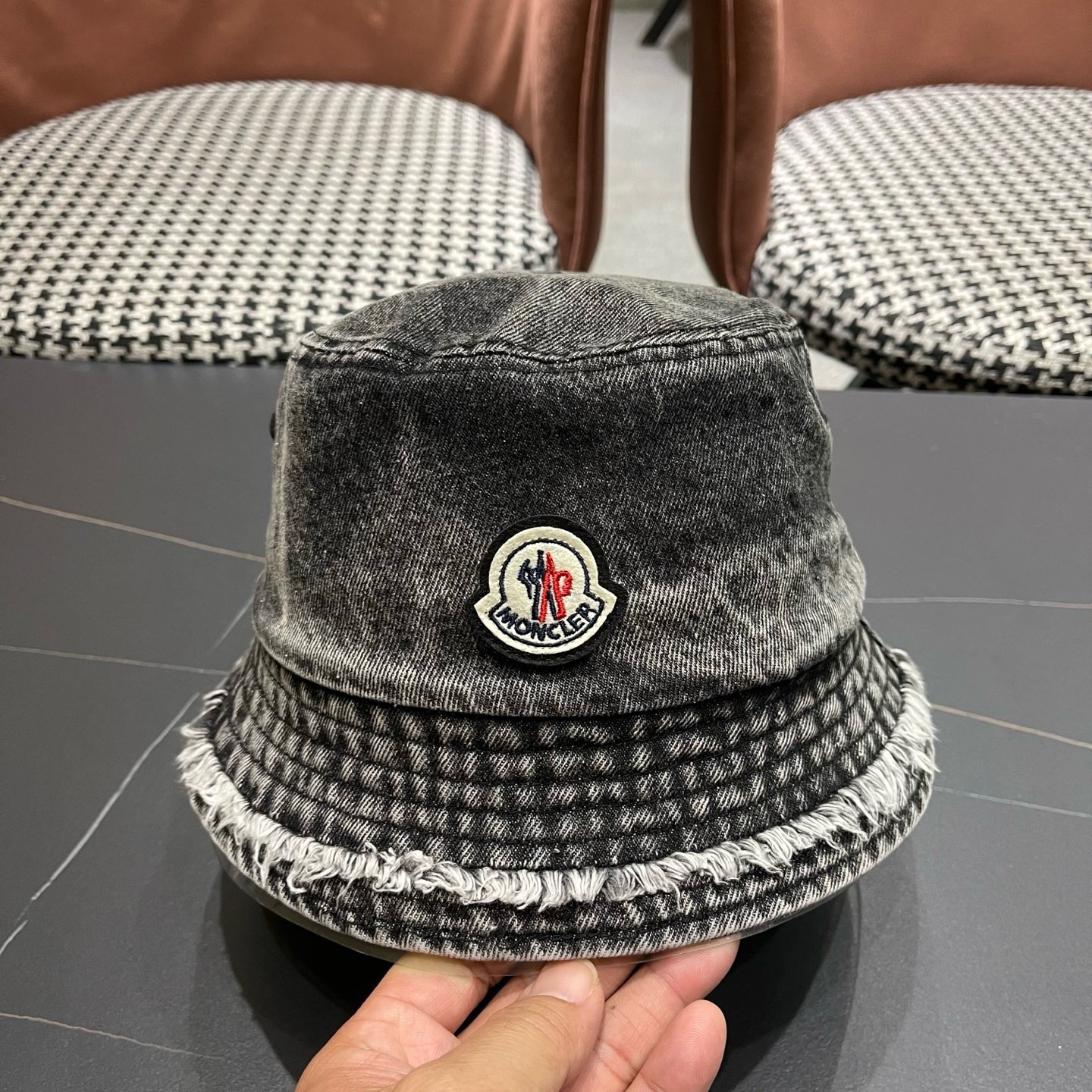 Moncler hat