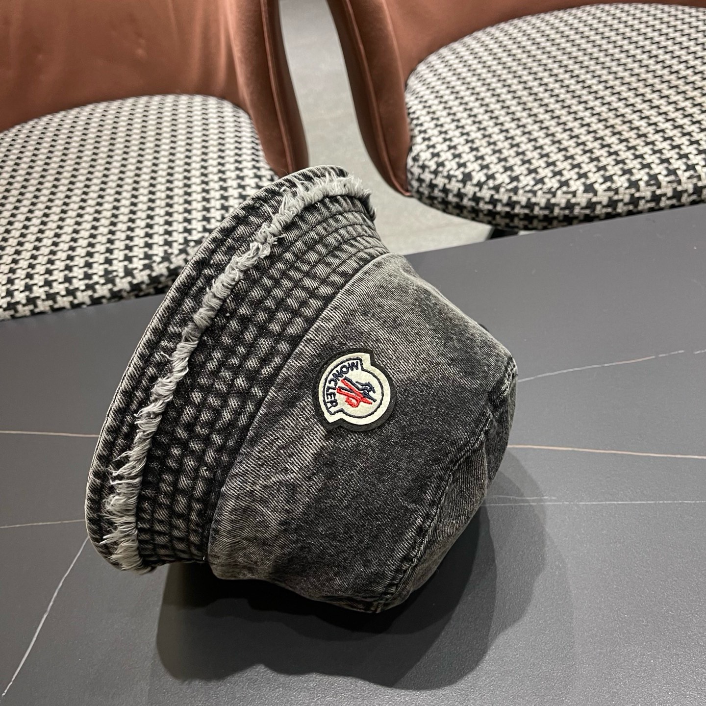 Moncler hat