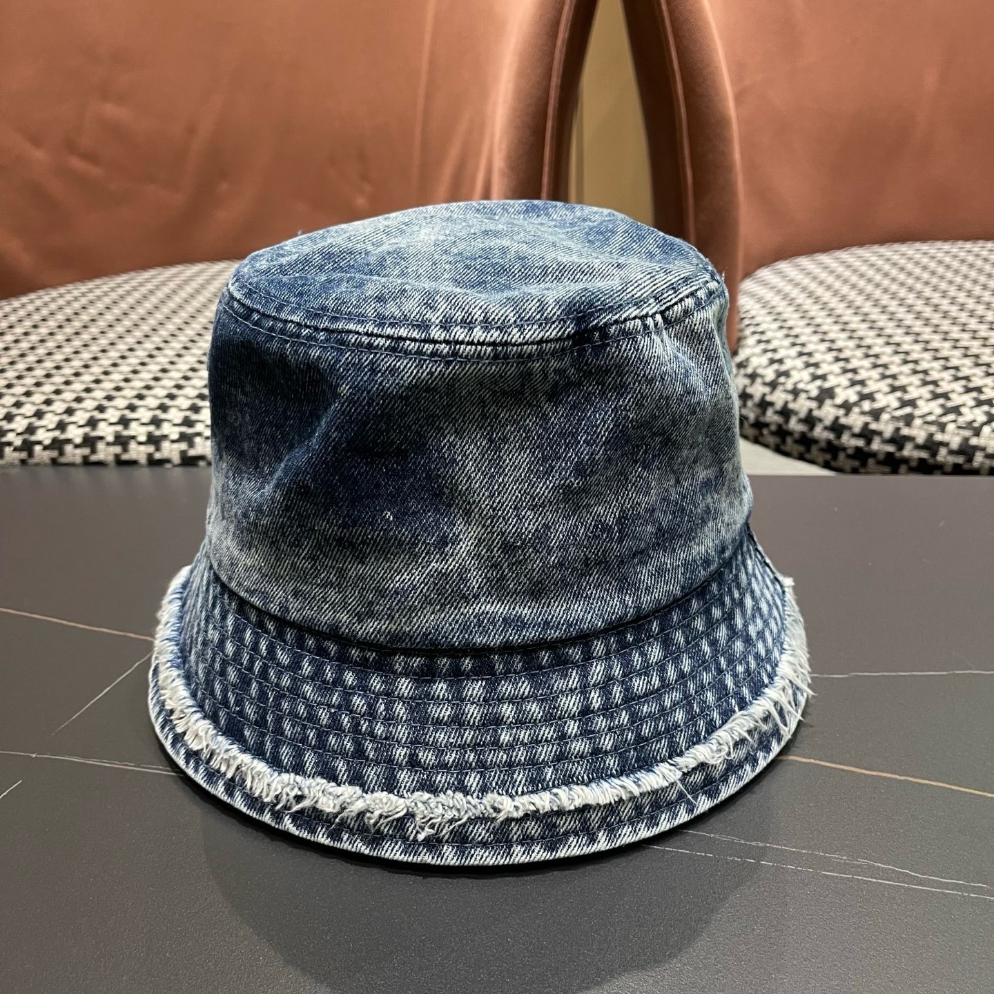 Moncler hat