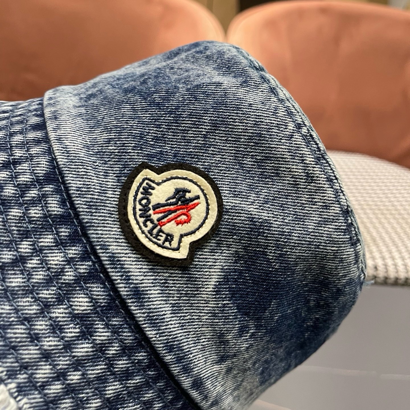 Moncler hat