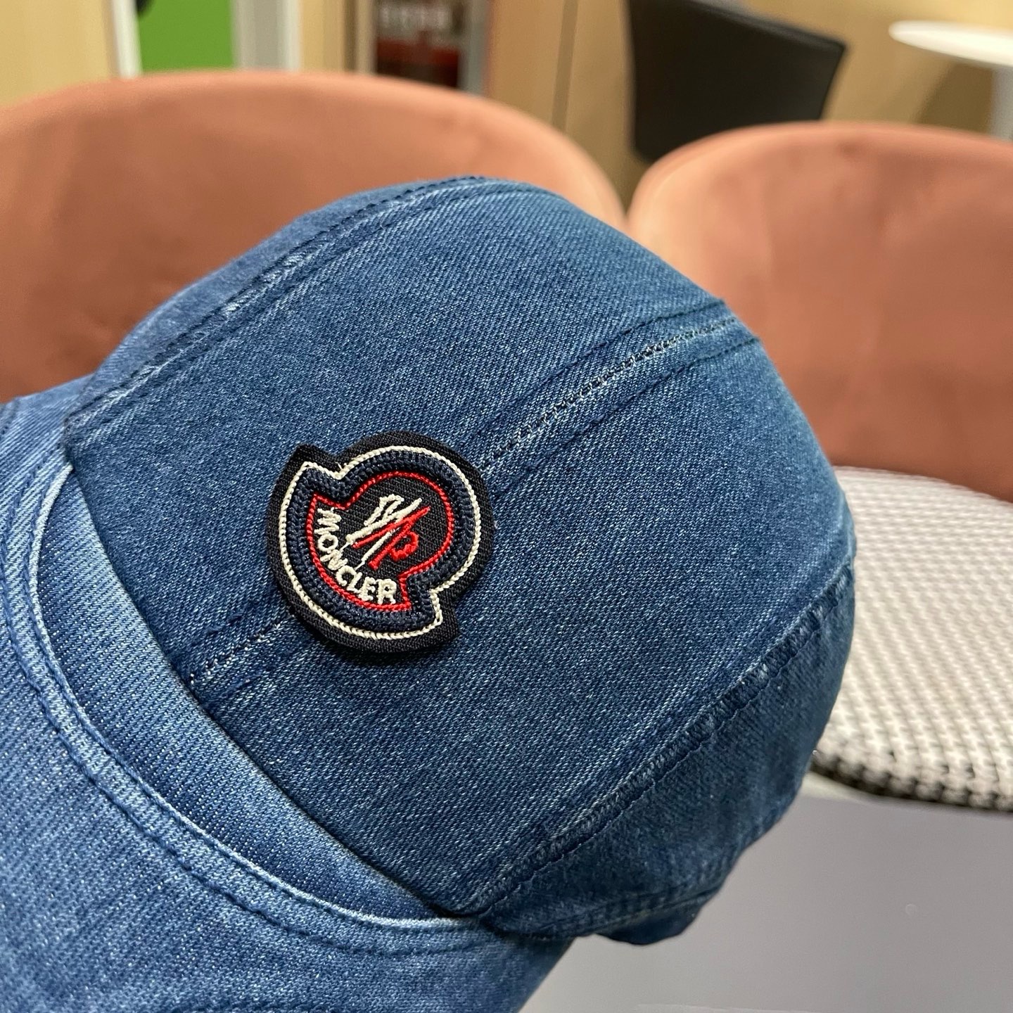 Moncler hat