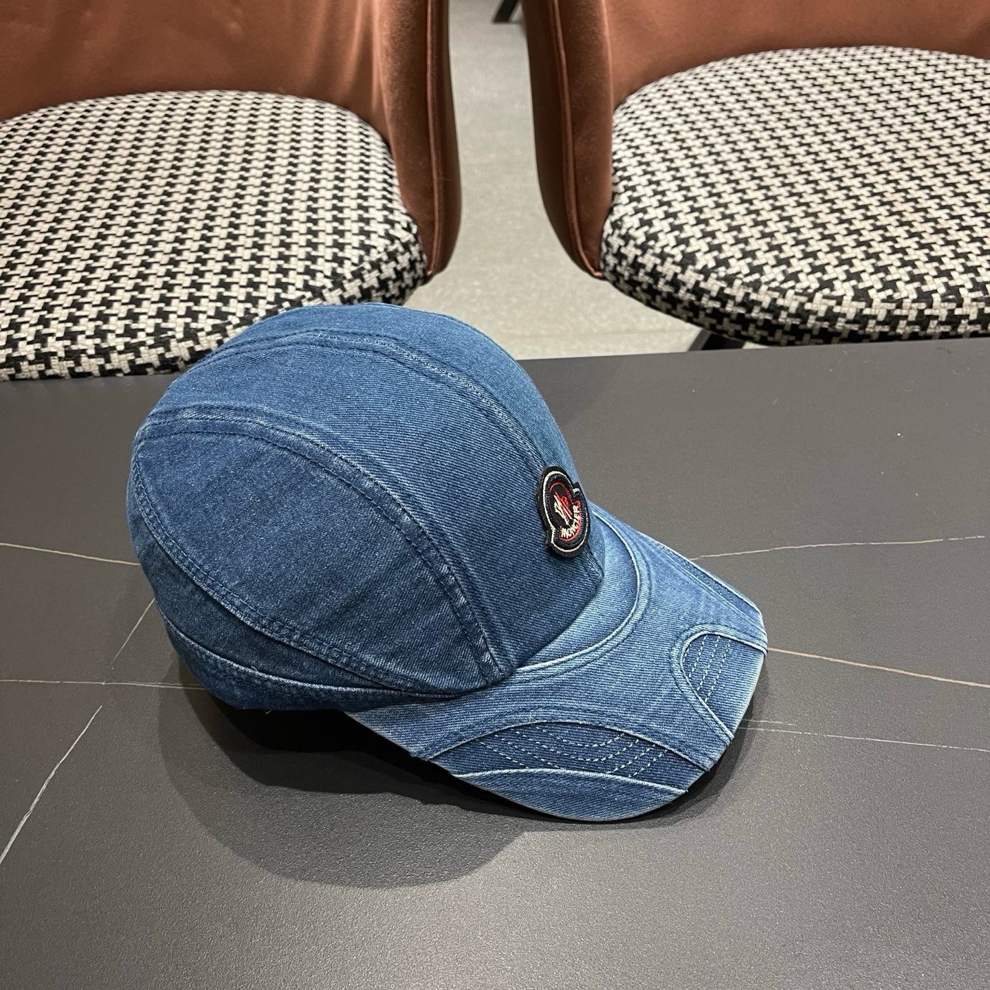 Moncler hat