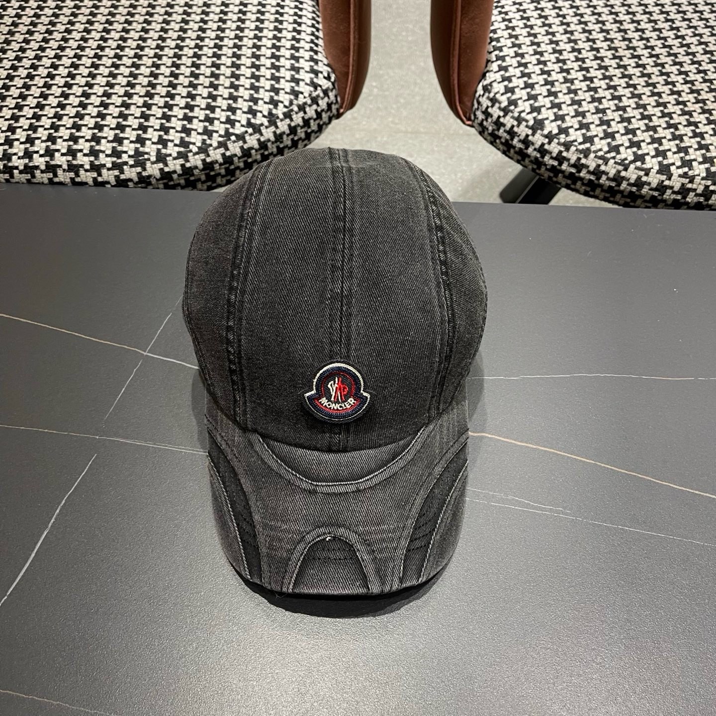 Moncler hat