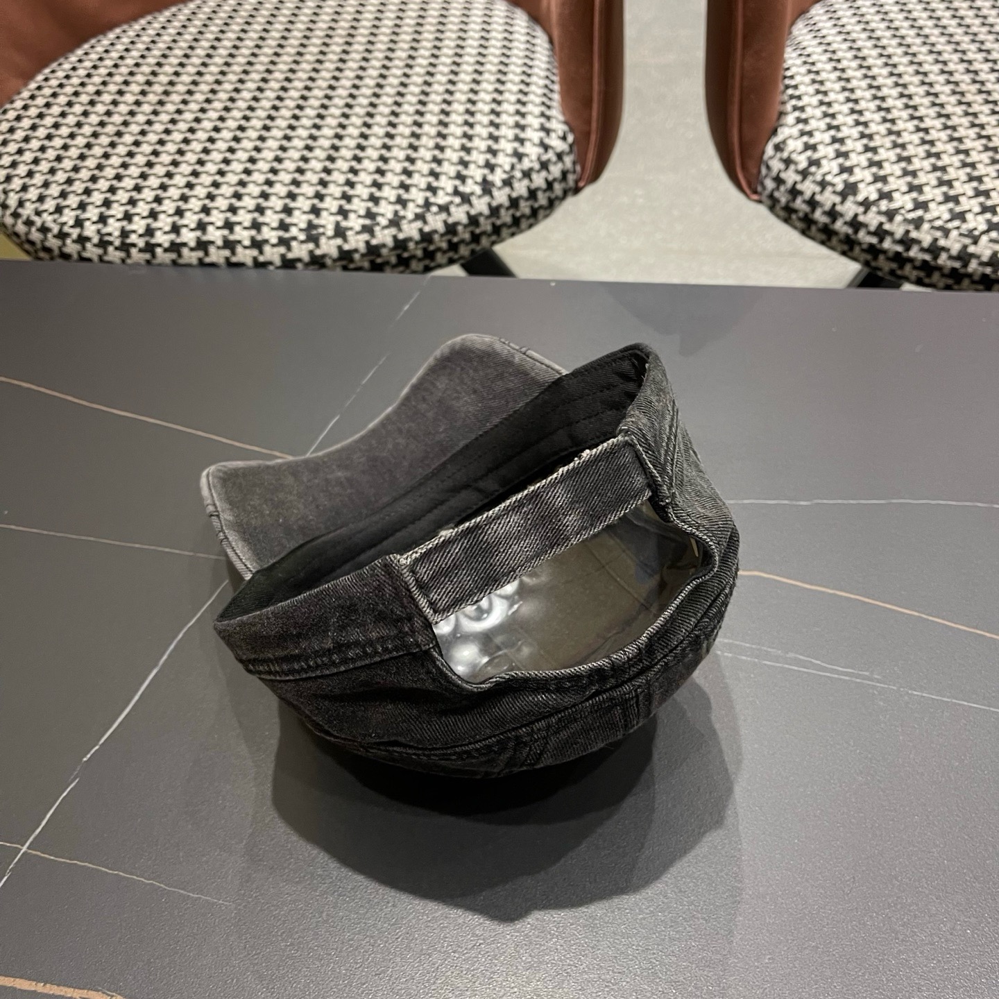 Moncler hat
